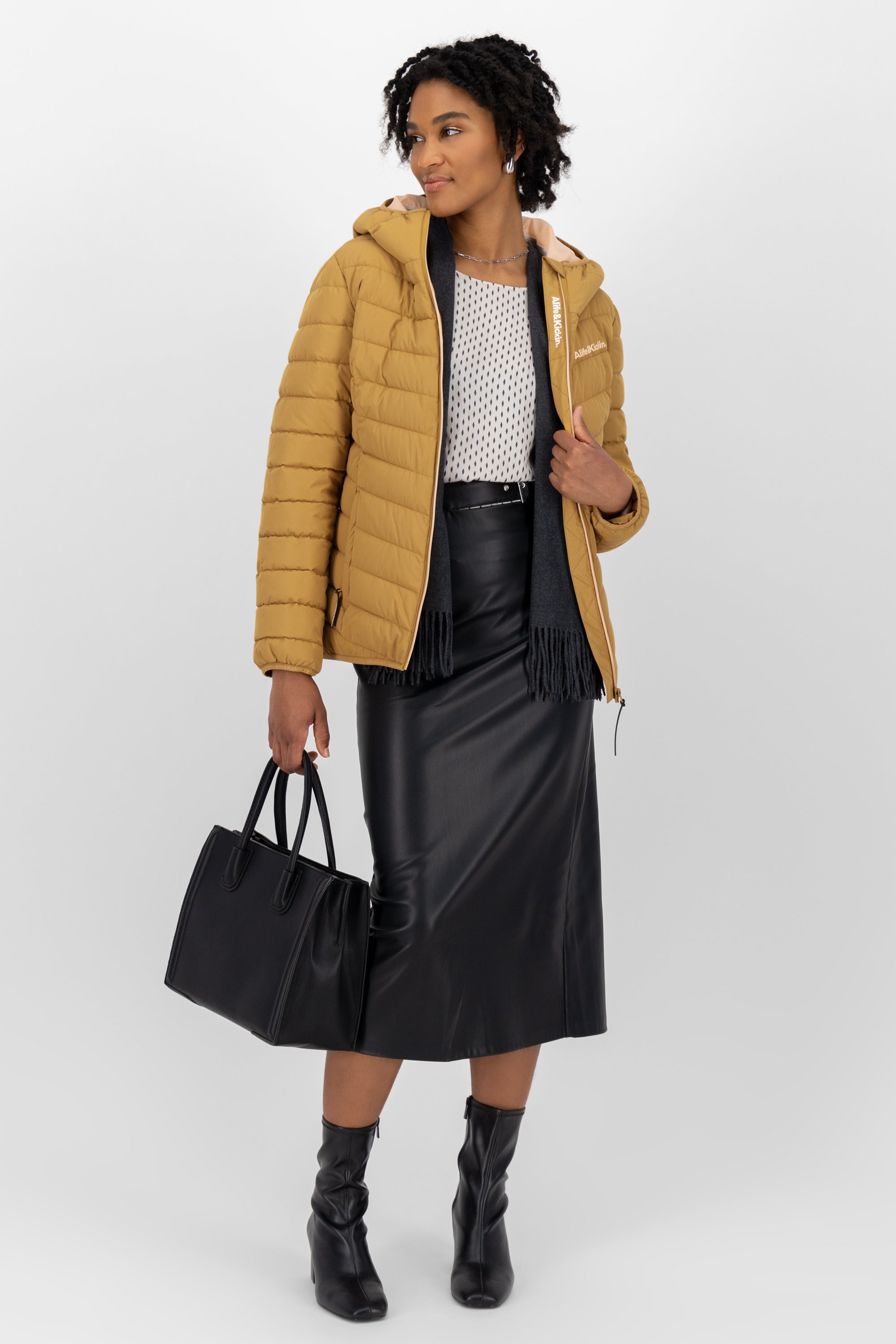 Damenjacke RabeaAK A von Alife and Kickin - warm, stylisch & funktional Braun