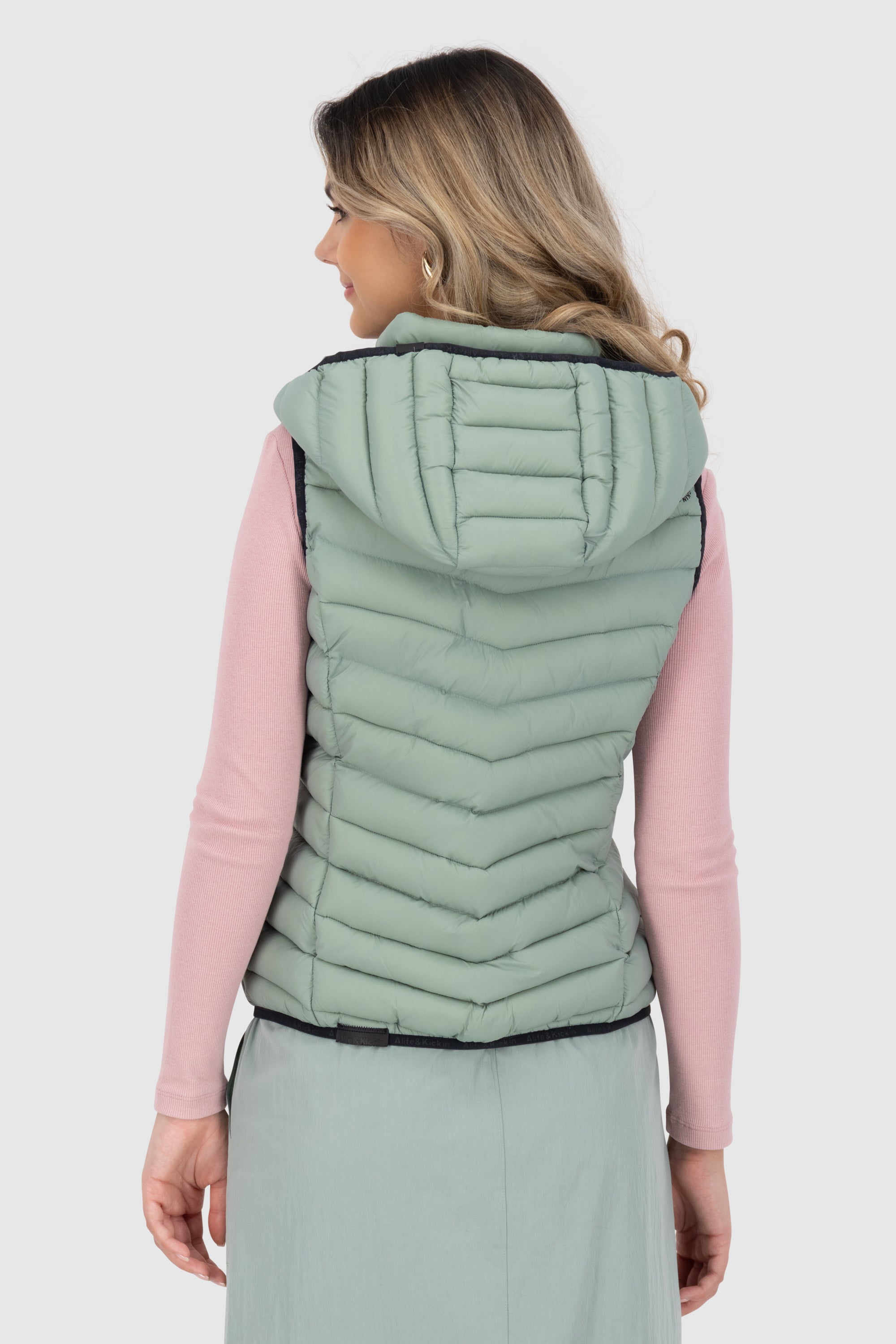 LenkaAK A Short Vest Hellgrün