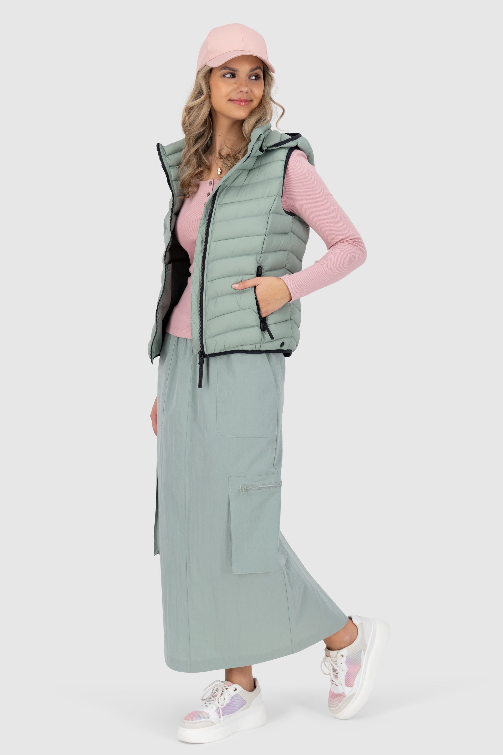 LenkaAK A Short Vest Hellgrün
