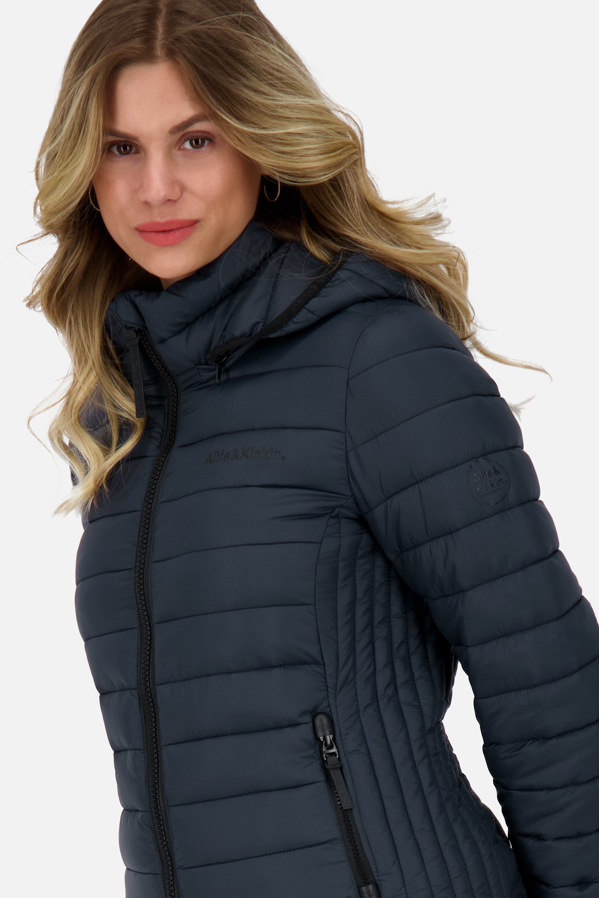 NadjaAK A Puffer Jacket Dunkelblau