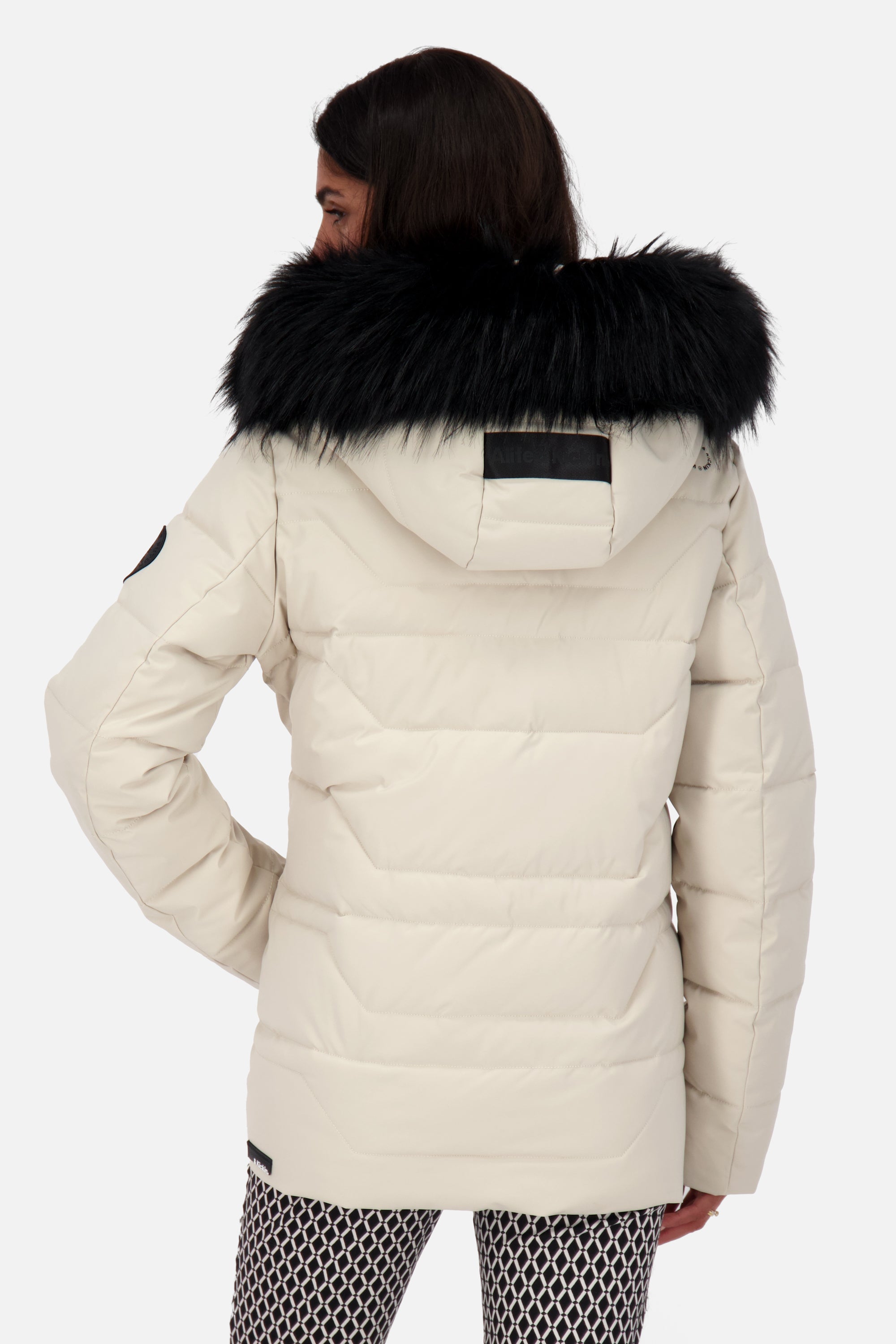 ZophiaAK A Puffer Jacket Beige
