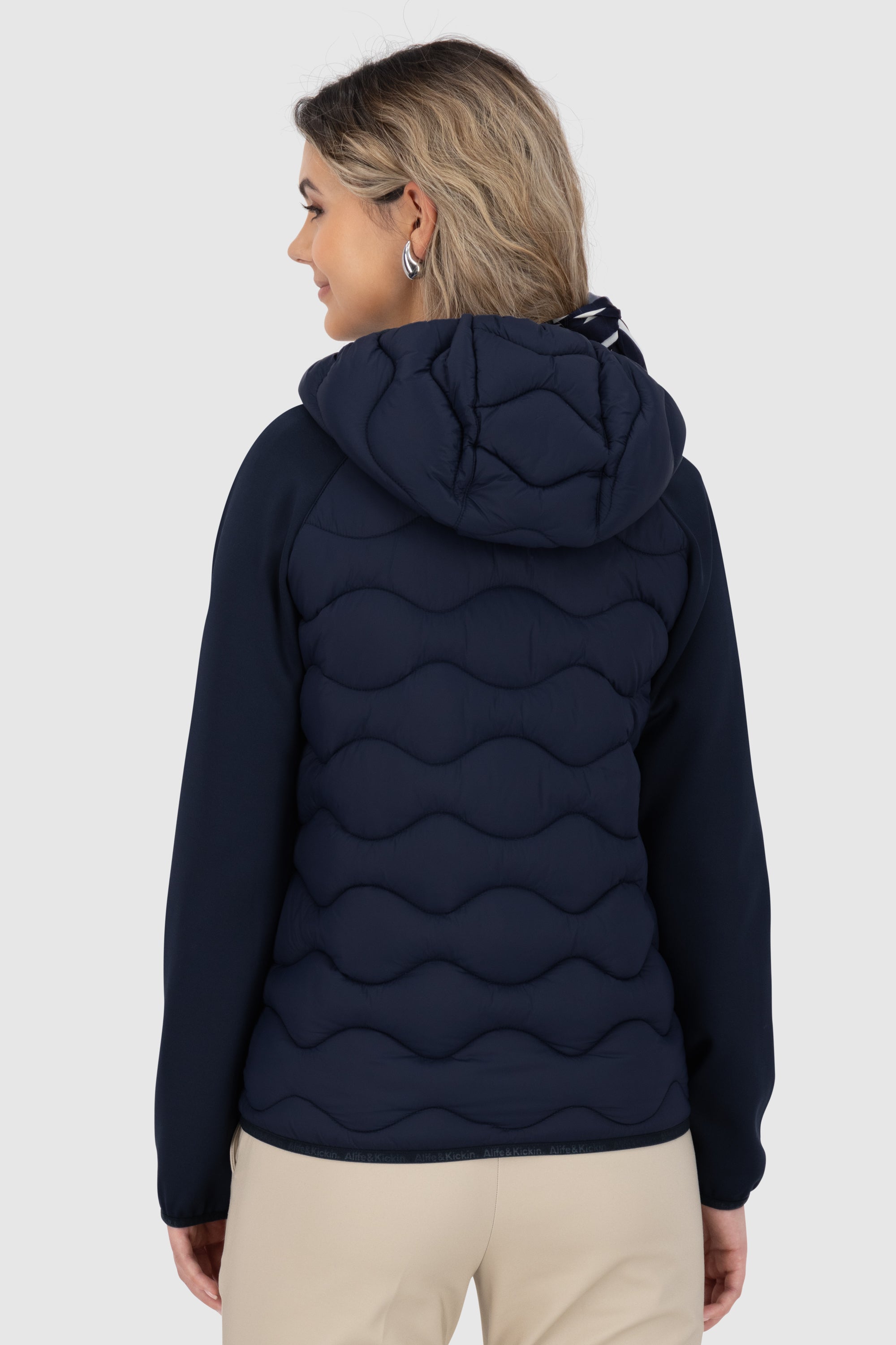 ArwenAK A Hybrid Jacket Dunkelblau