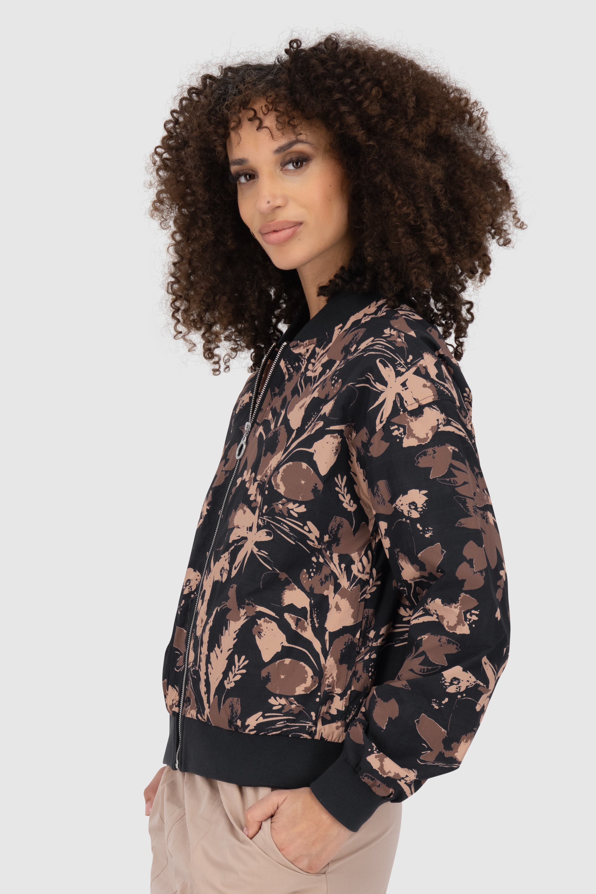 EzraAK B Jacket Schwarz