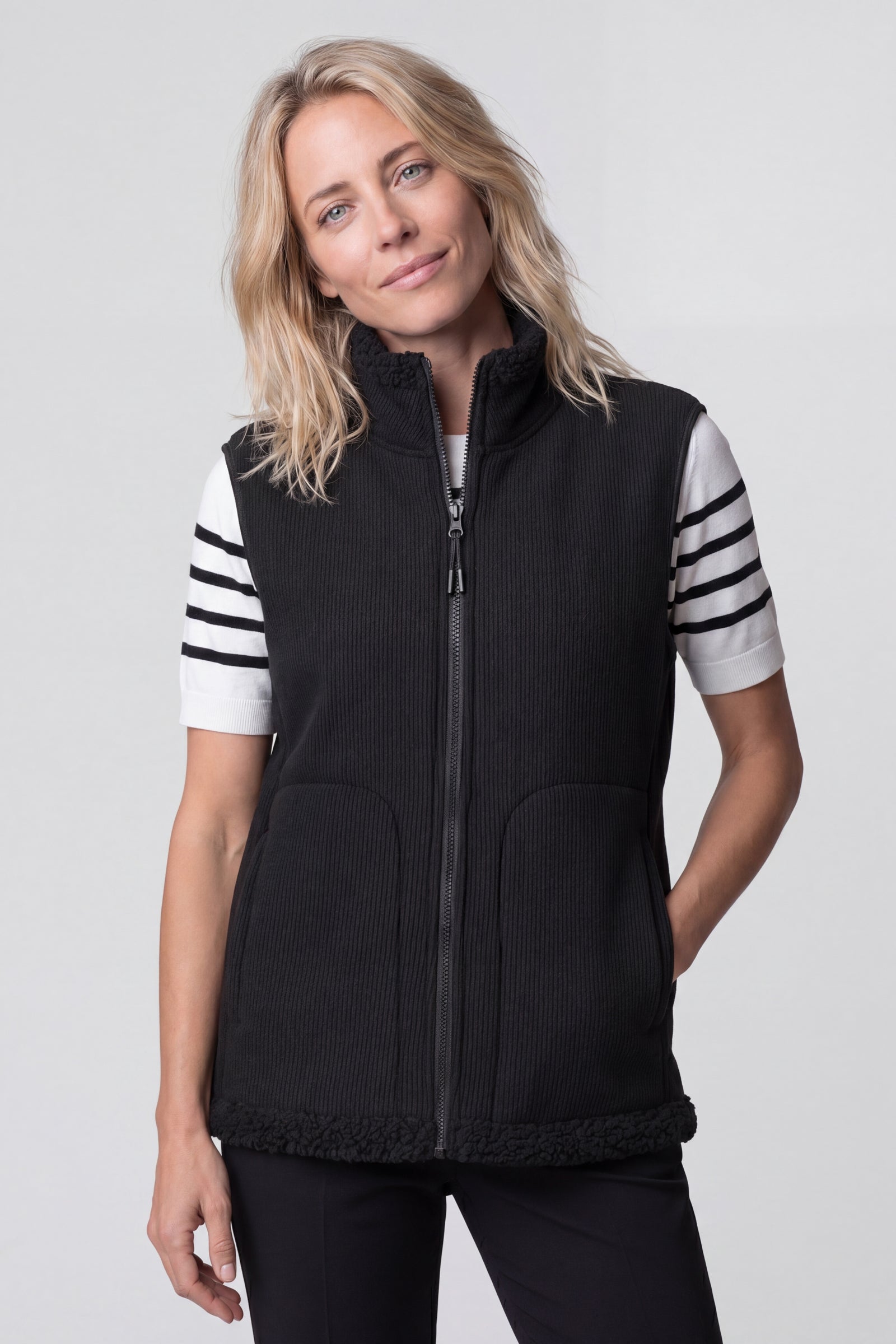 60718