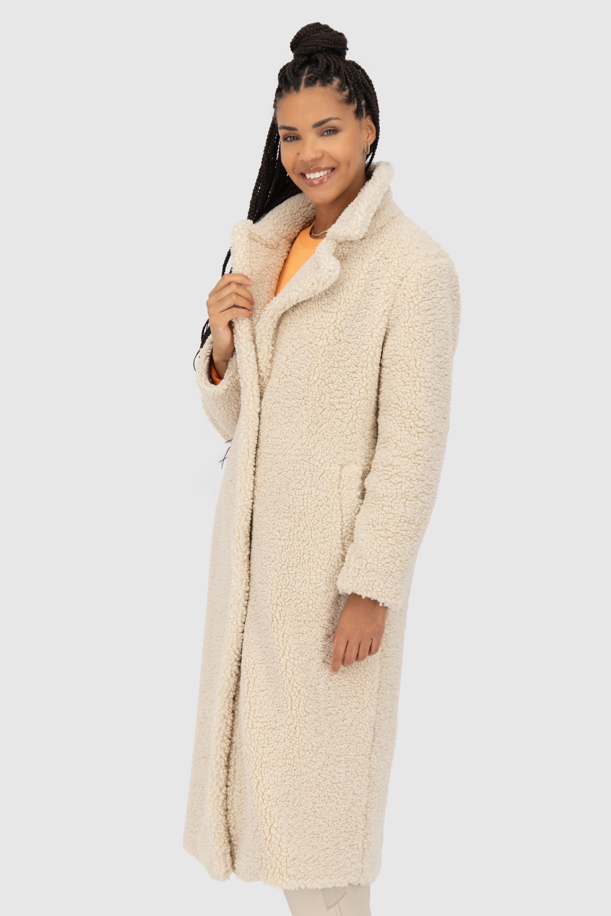 HariAK A Teddy Coat Beige