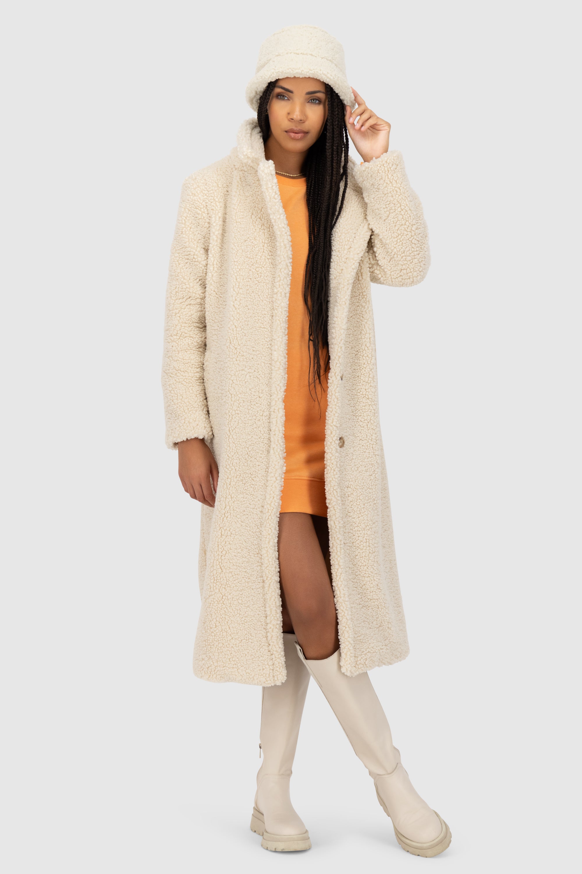 HariAK A Teddy Coat Beige