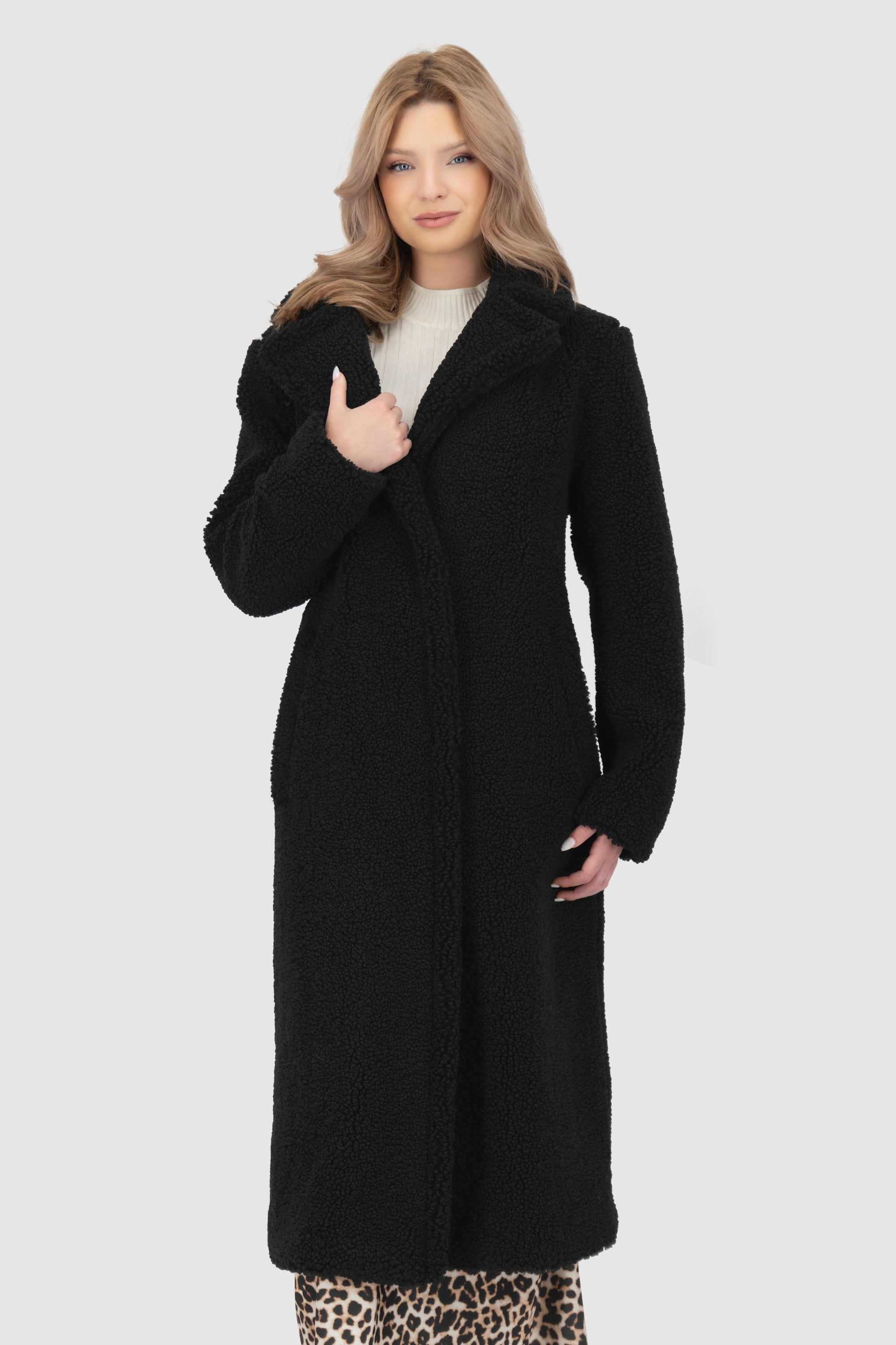 HariAK A Teddy Coat Schwarz