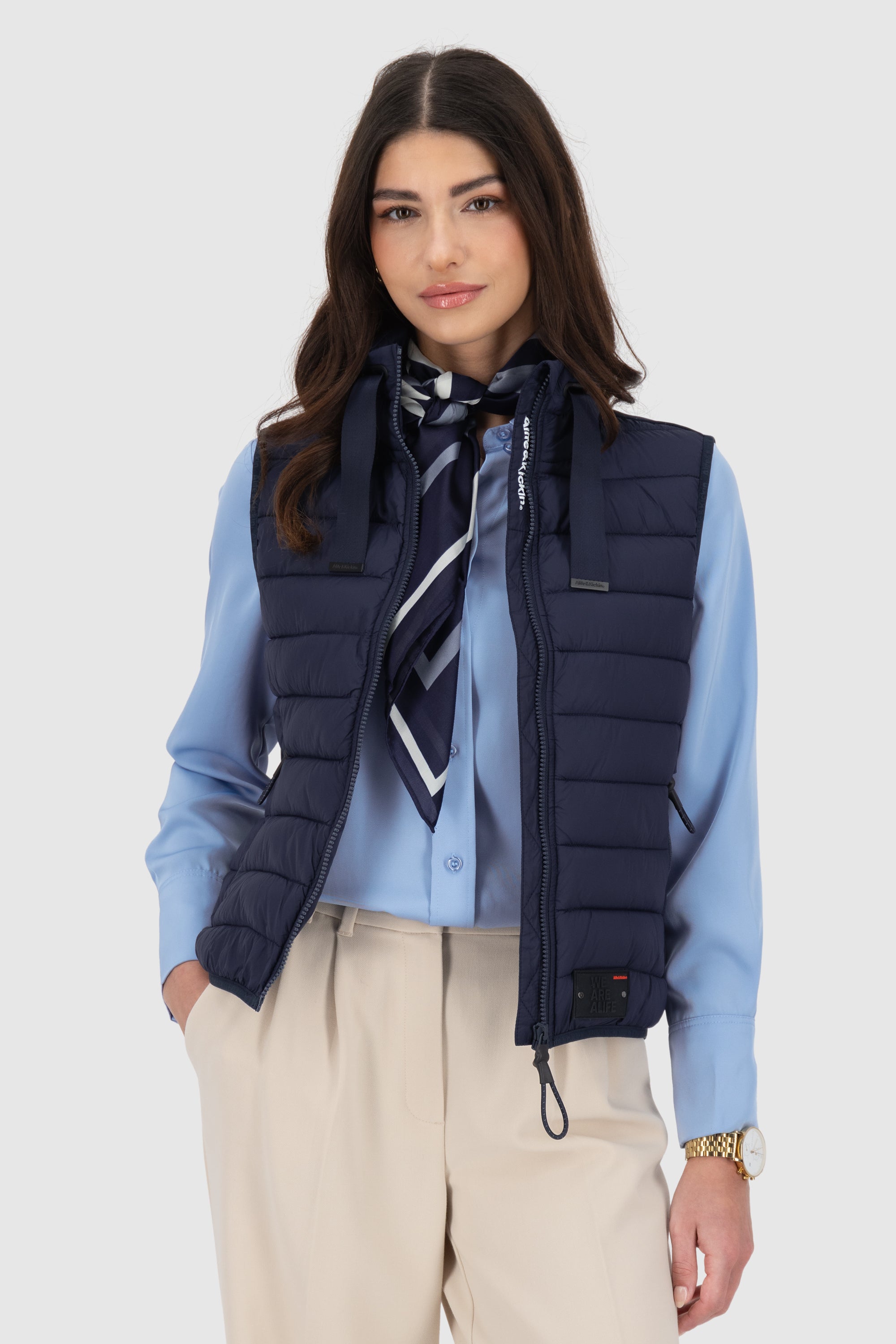 RujaAK A Short Vest Dunkelblau