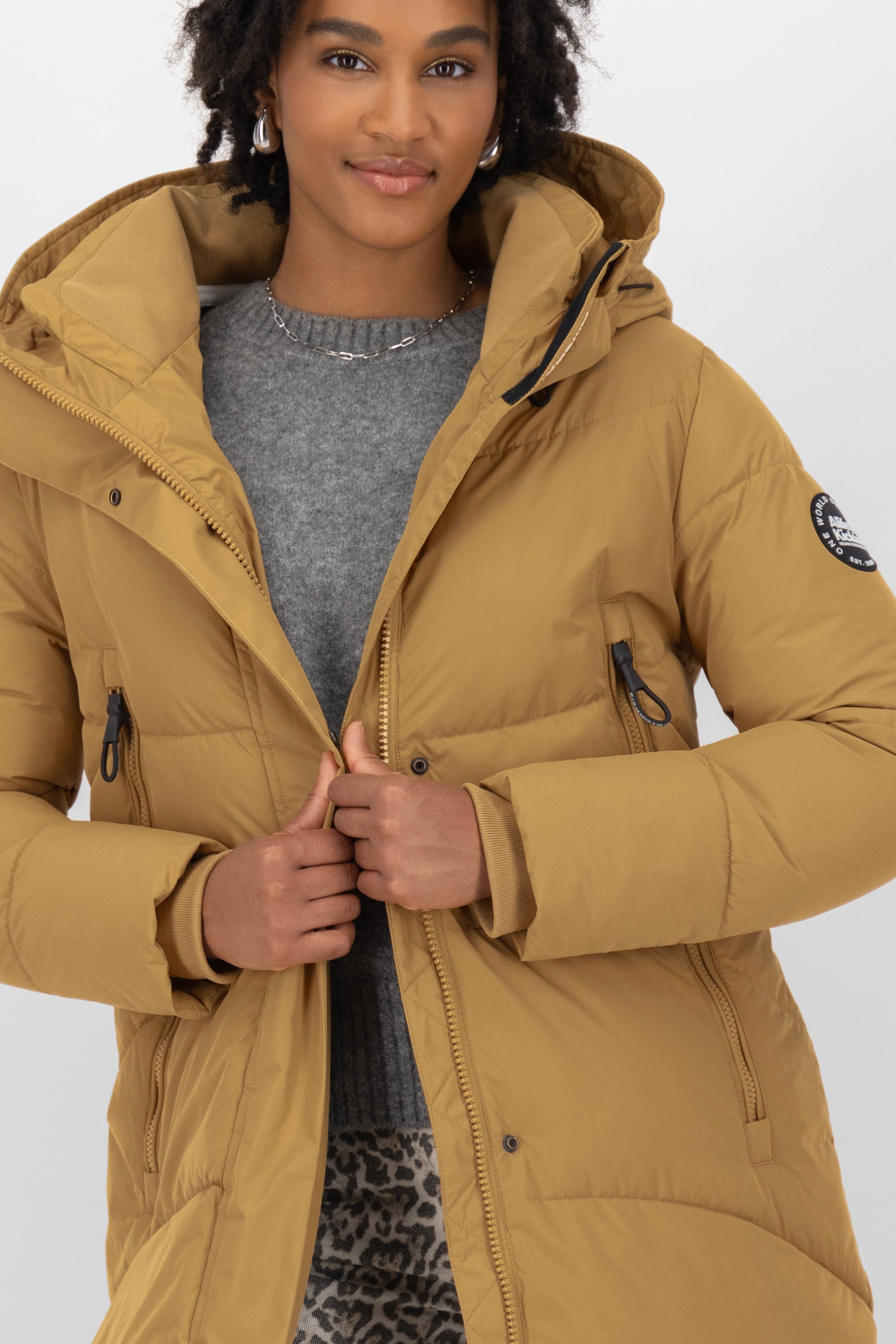 JunaAK A Coat Braun