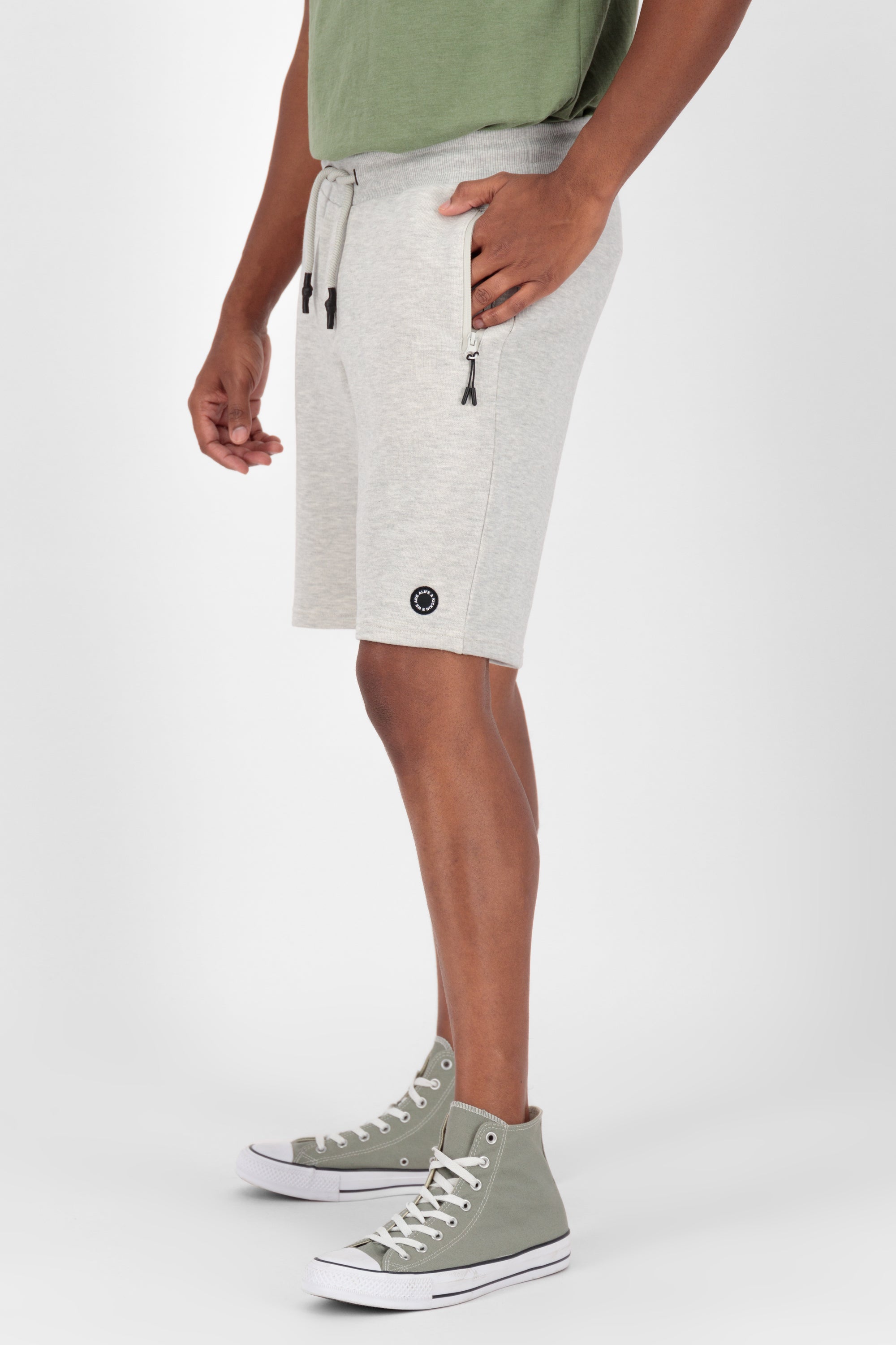 AndyAK A Shorts Grau