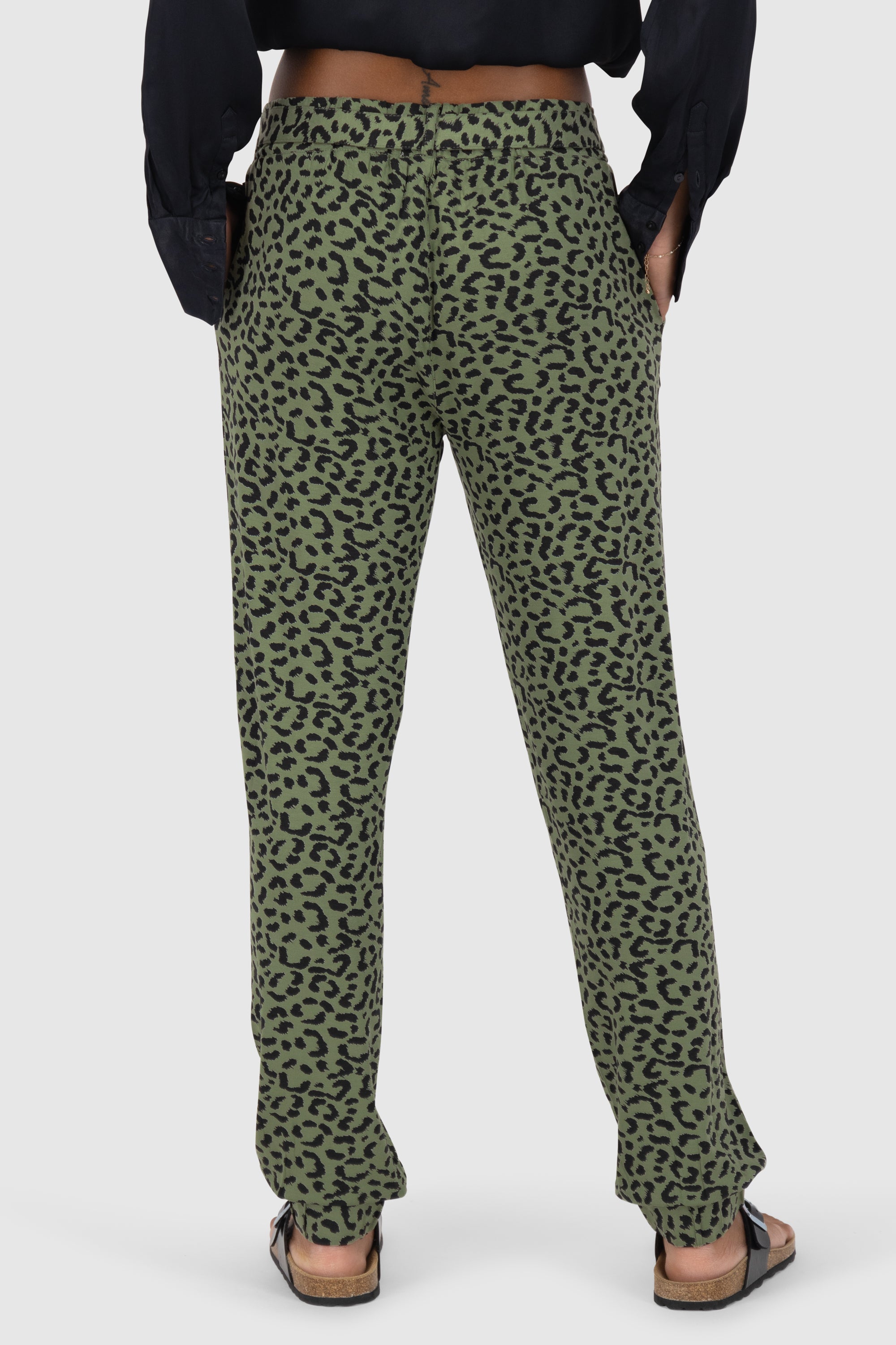 AliceAK B Pants Grün