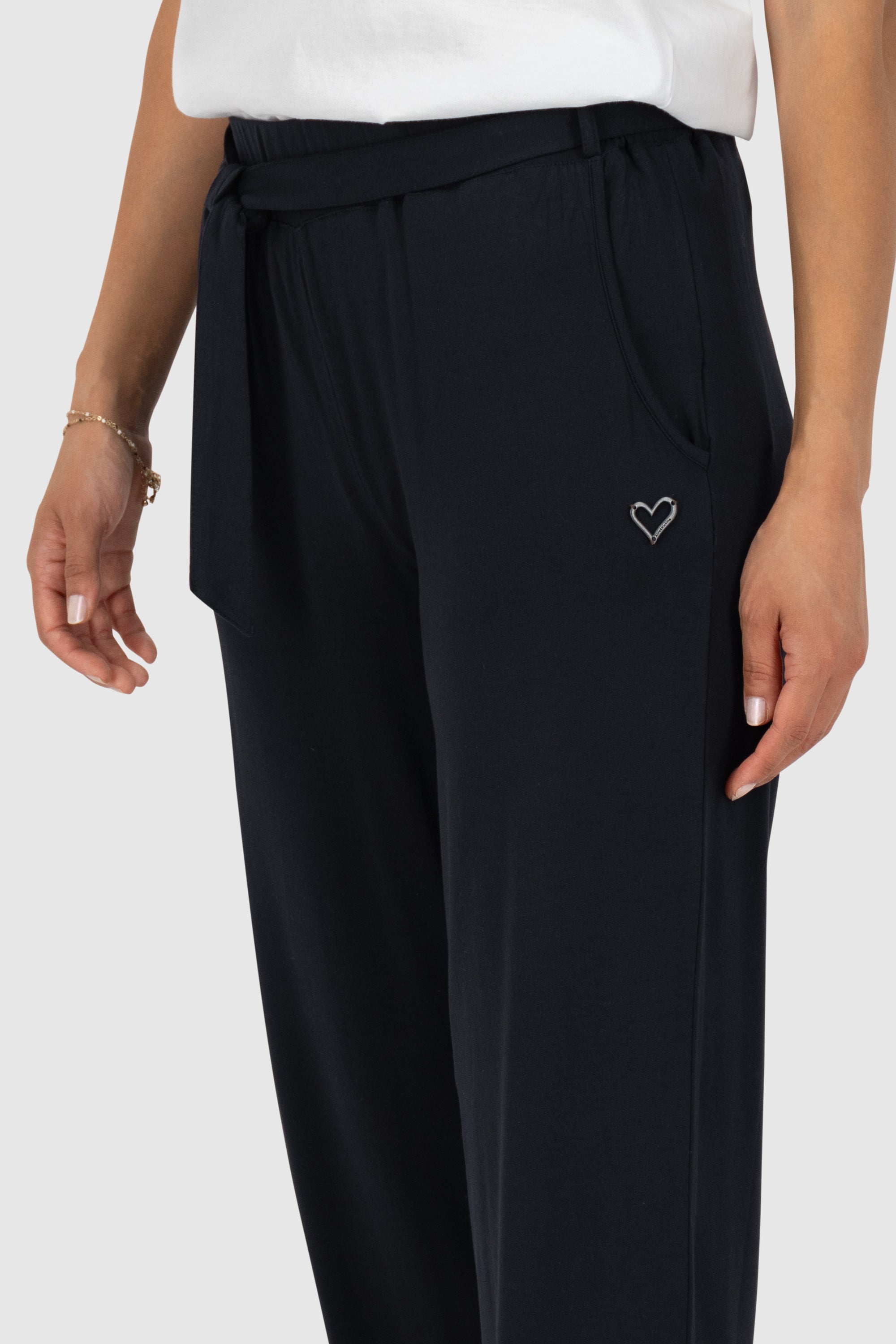 AliceAK A Pants Schwarz