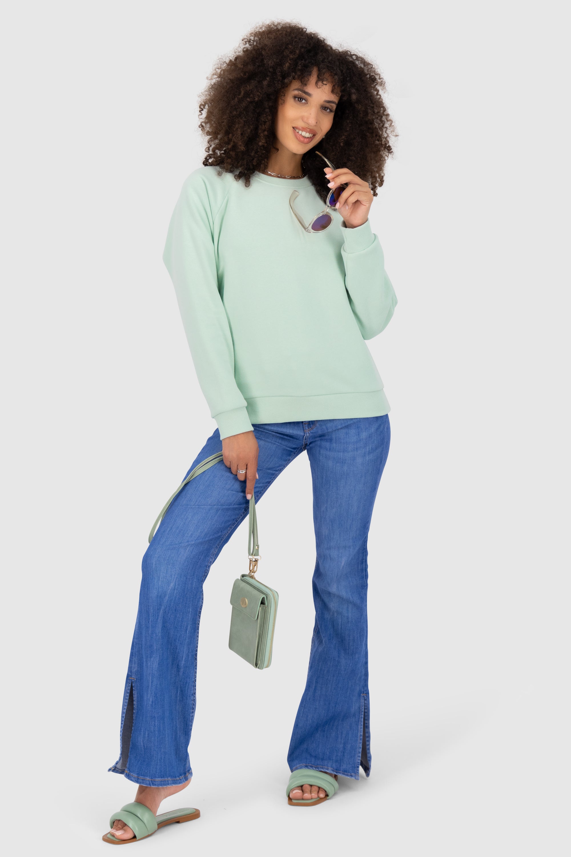 NeaAK A Oversize Sweatshirt Hellgrün