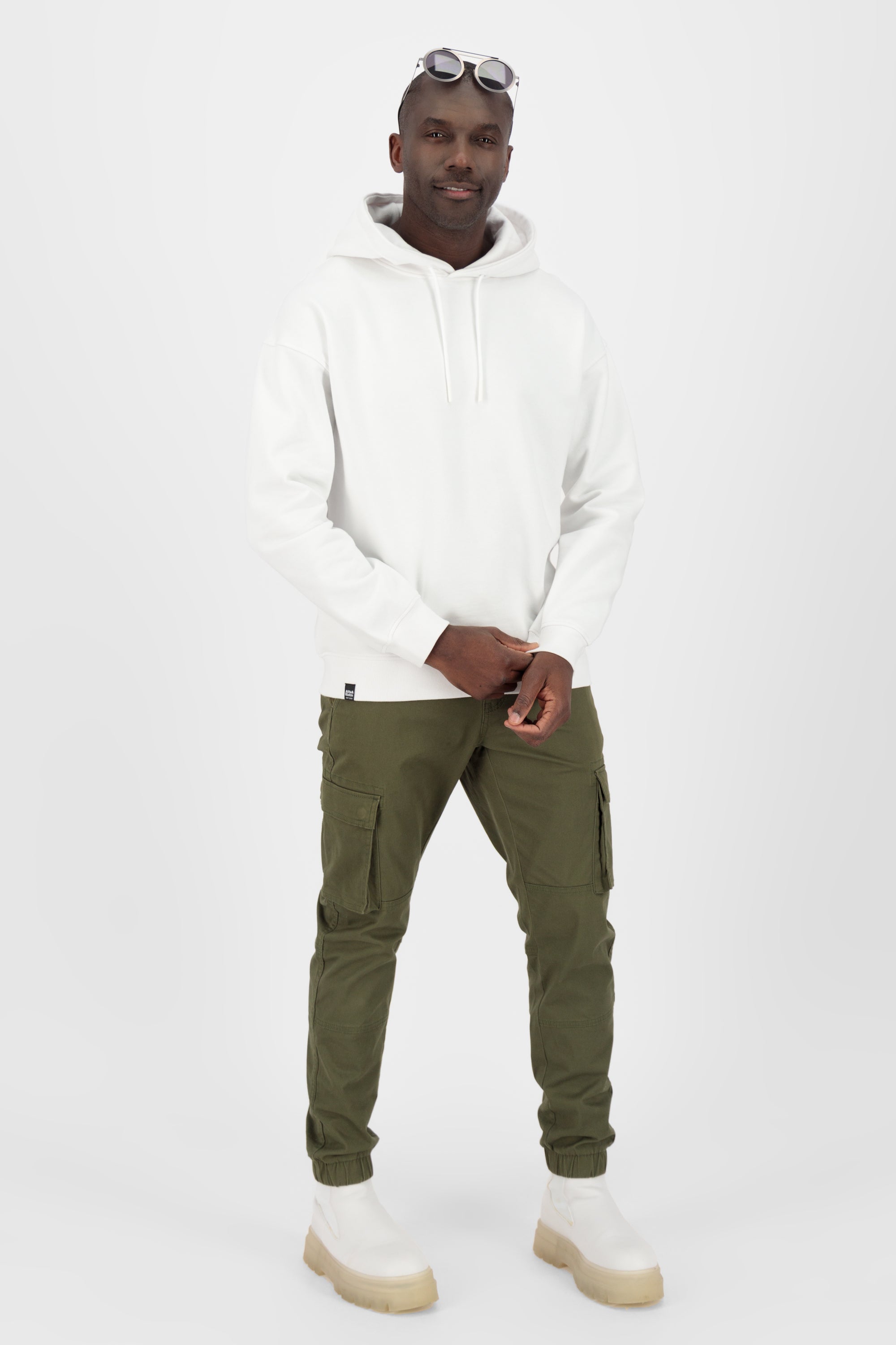 BelaAK A Hoodie Weiß