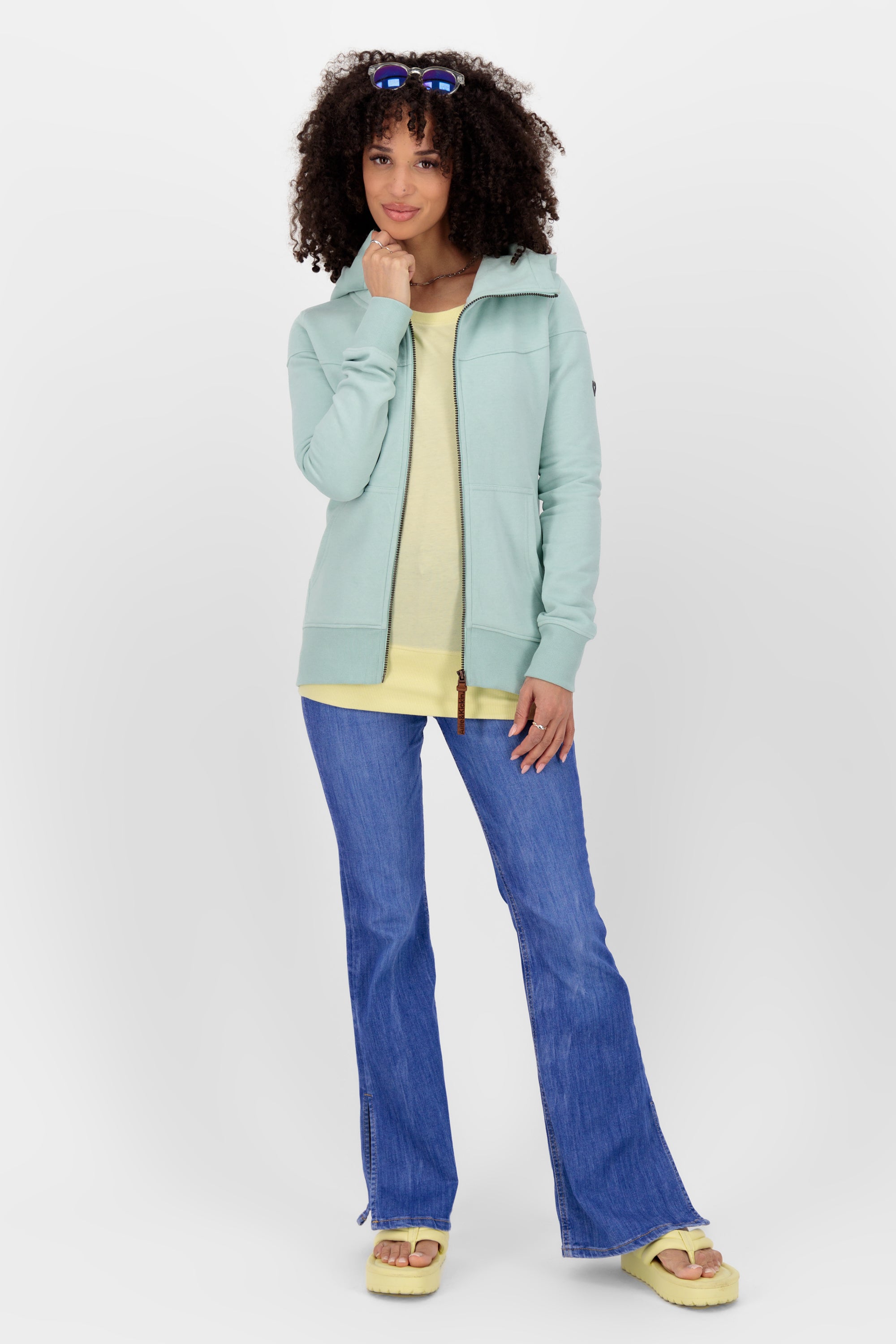IsamiAK A Sweat Jacket Hellgrün