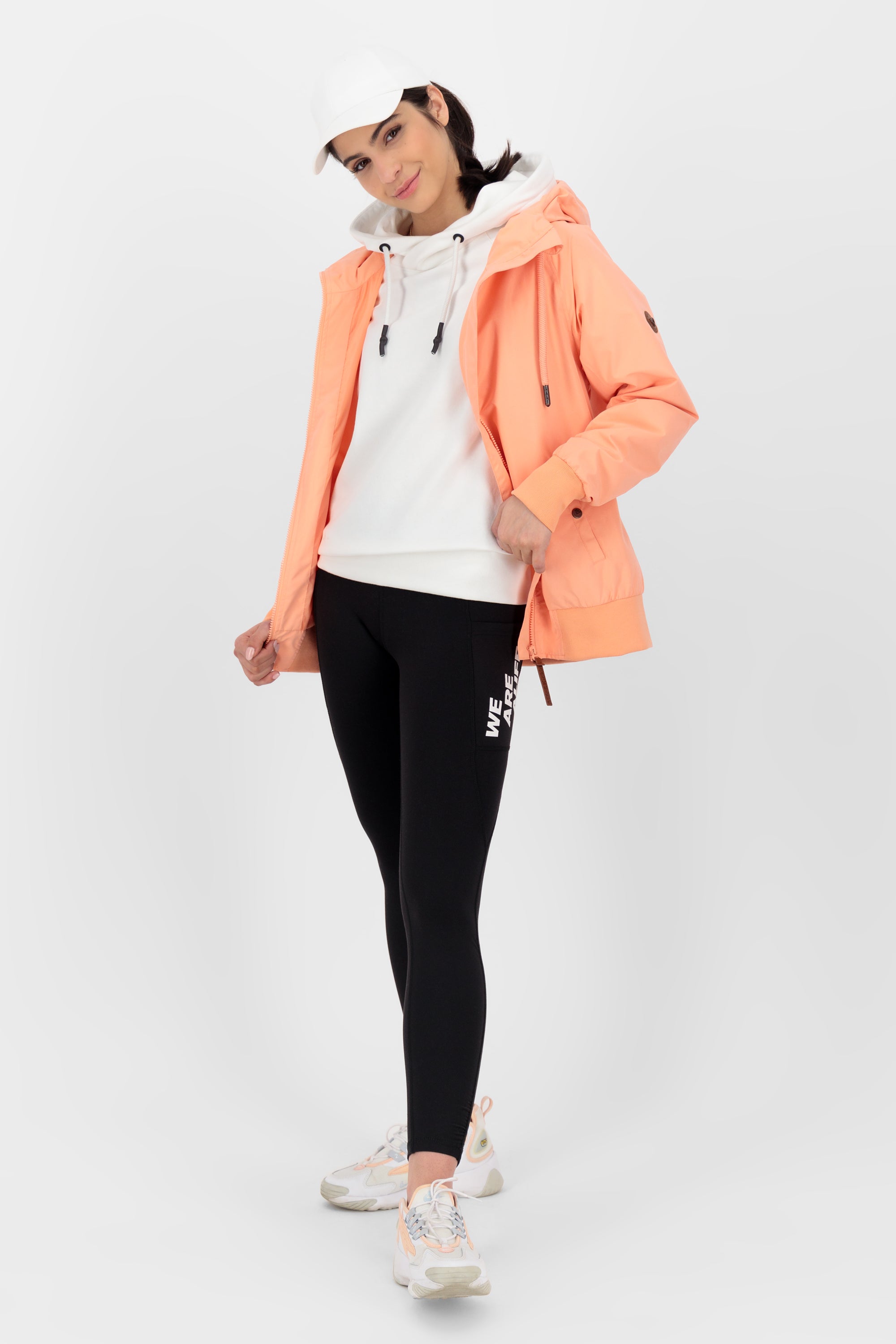 GinnyAK A Hoodie Weiß
