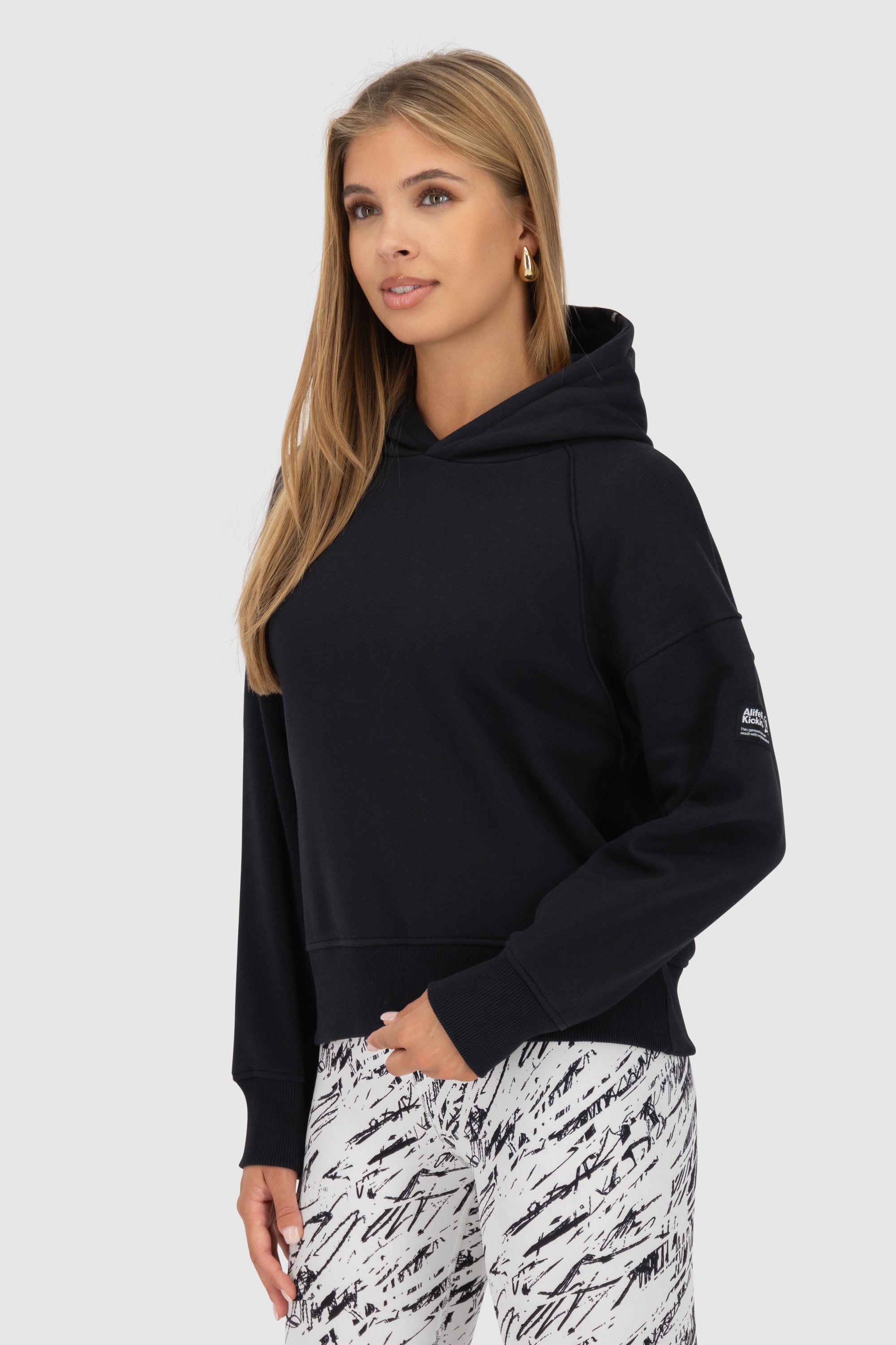 JessyAK A Hoodie Schwarz