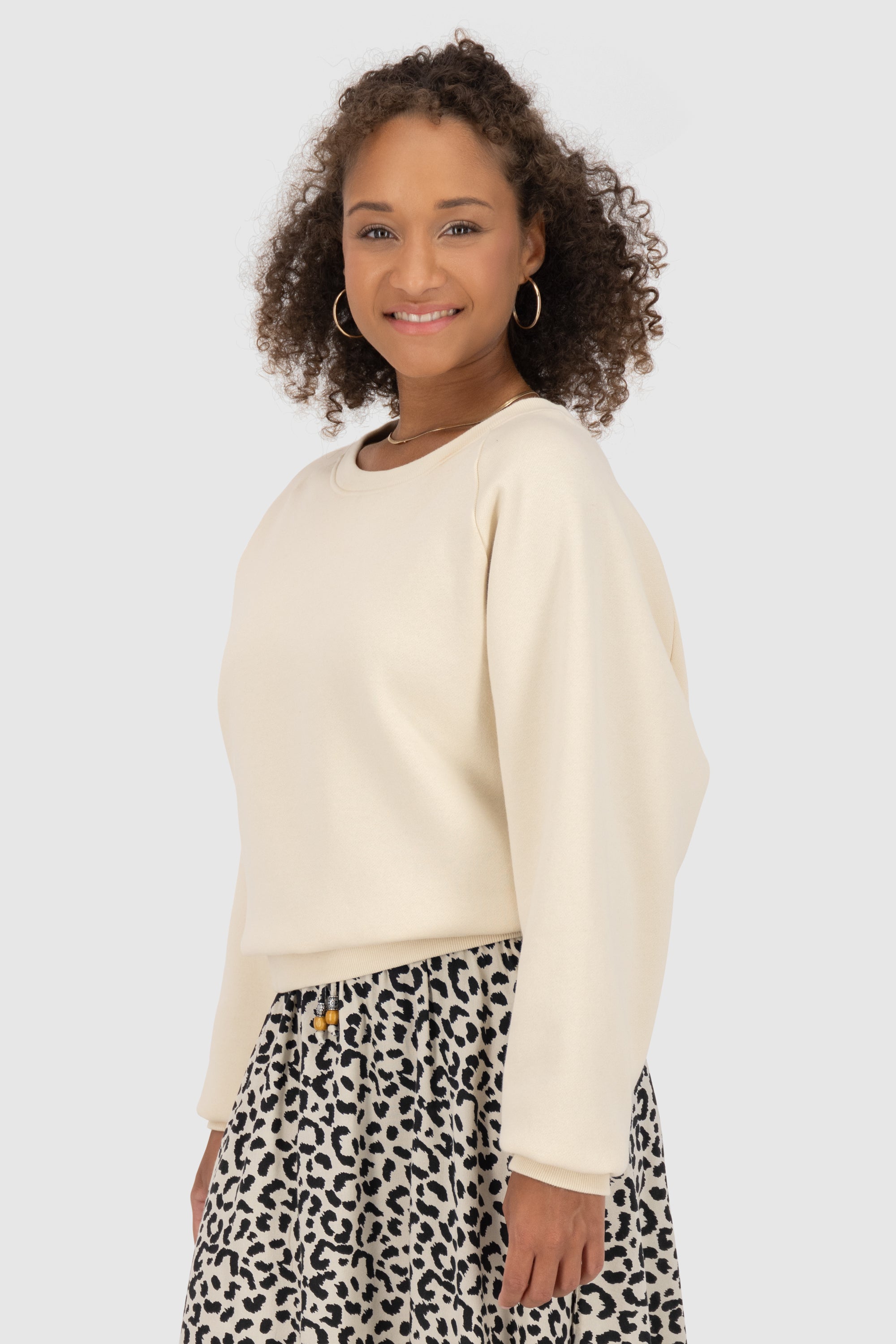 TeonaAK A Oversize Sweatshirt Beige