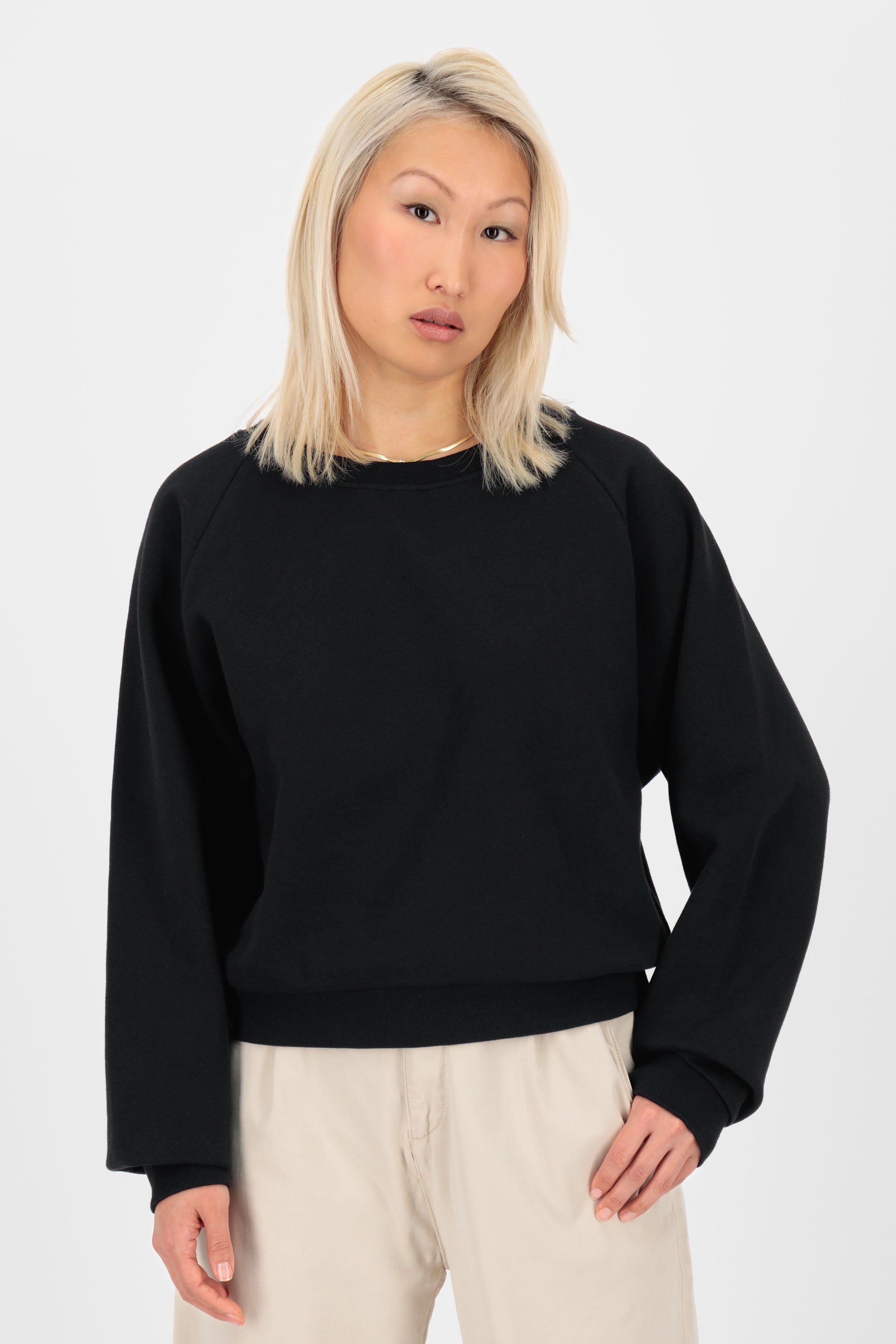 TeonaAK A Oversize Sweatshirt Schwarz