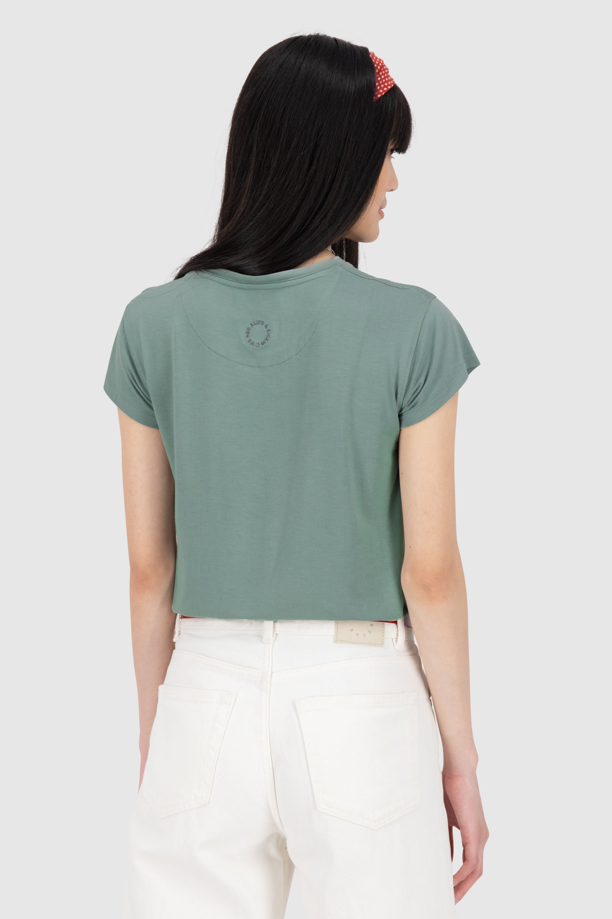 AriAK Shirt Hellgrün
