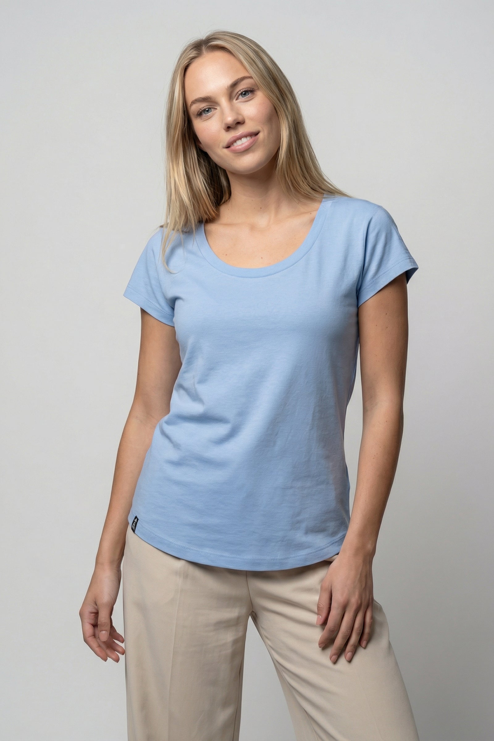 EiraAK A Shirt Hellblau