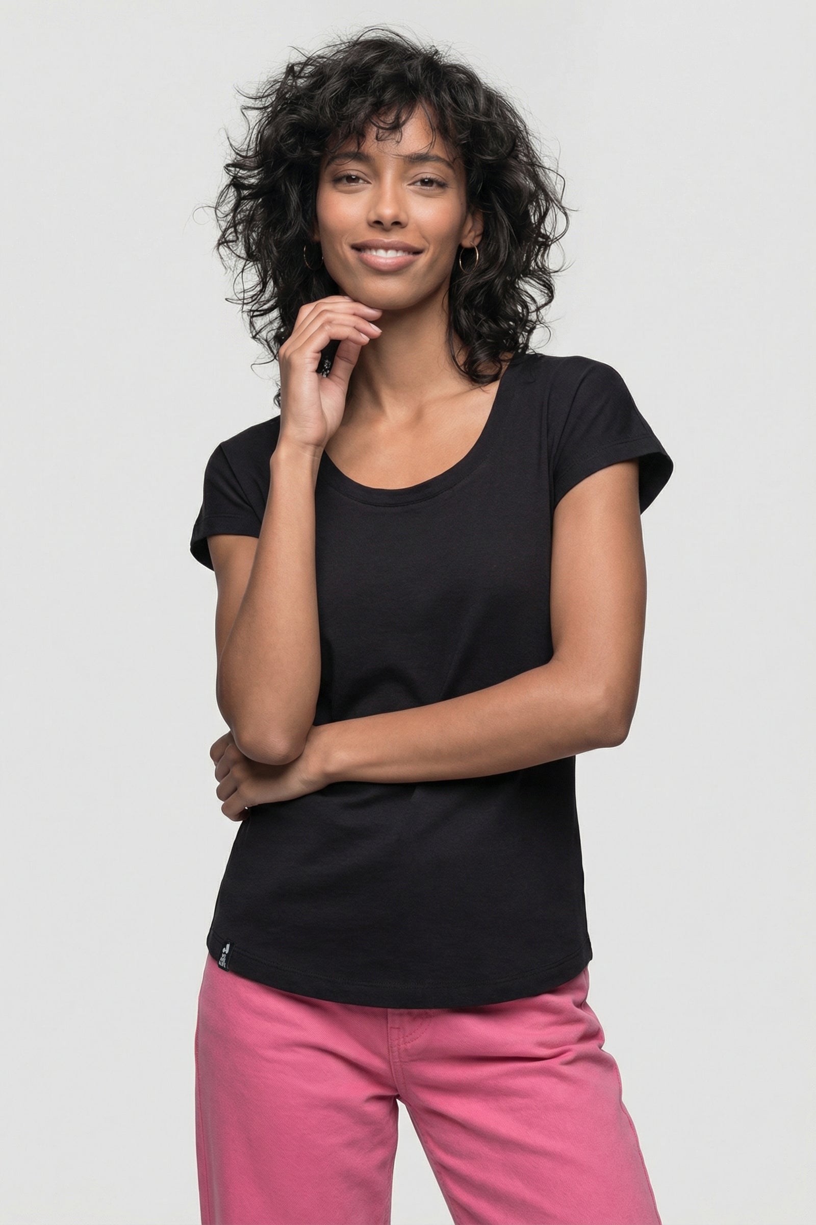 EiraAK A Shirt Schwarz