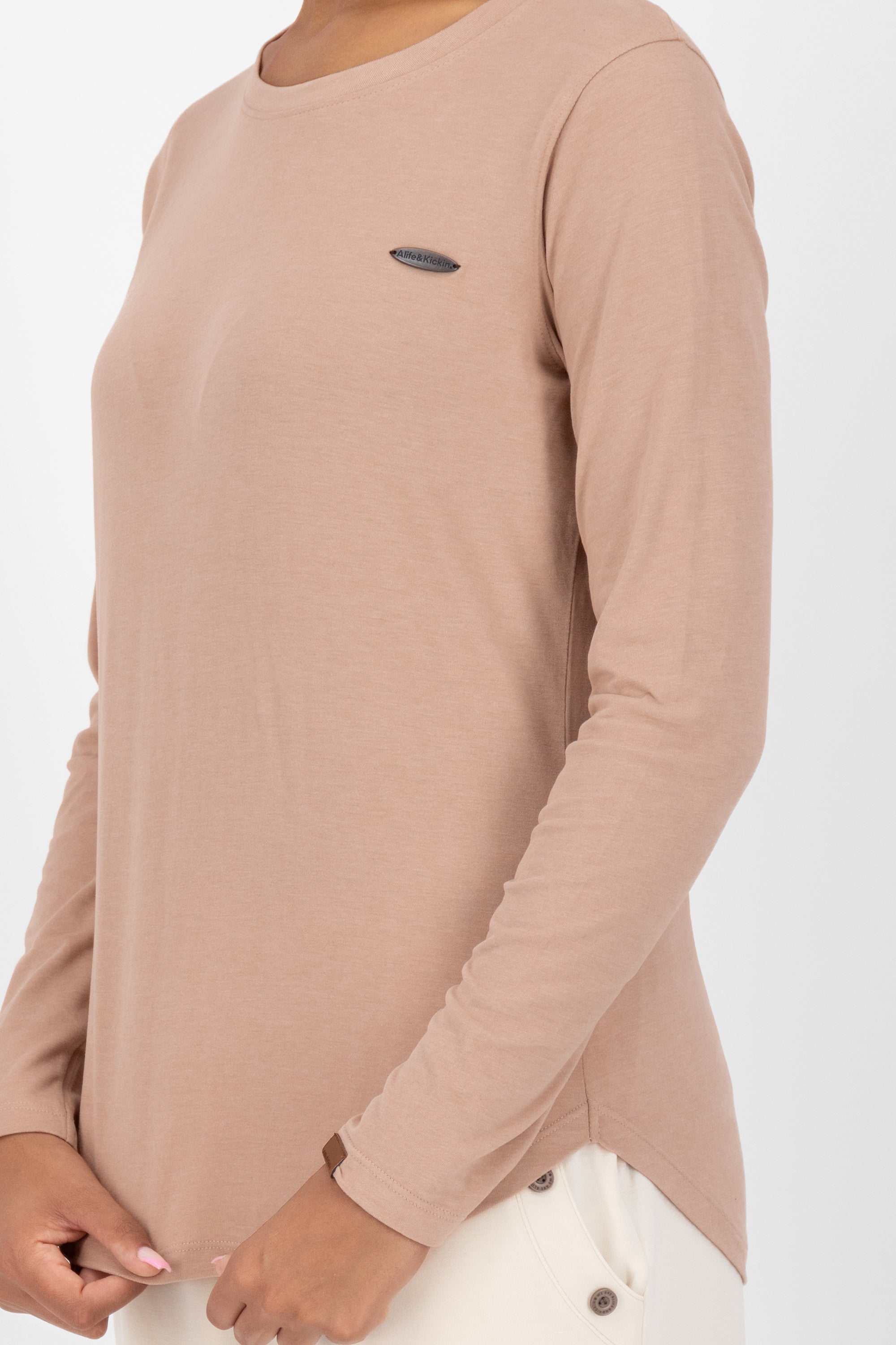 Sportlich feminin - Damen Longsleeve LeaAK A Beige
