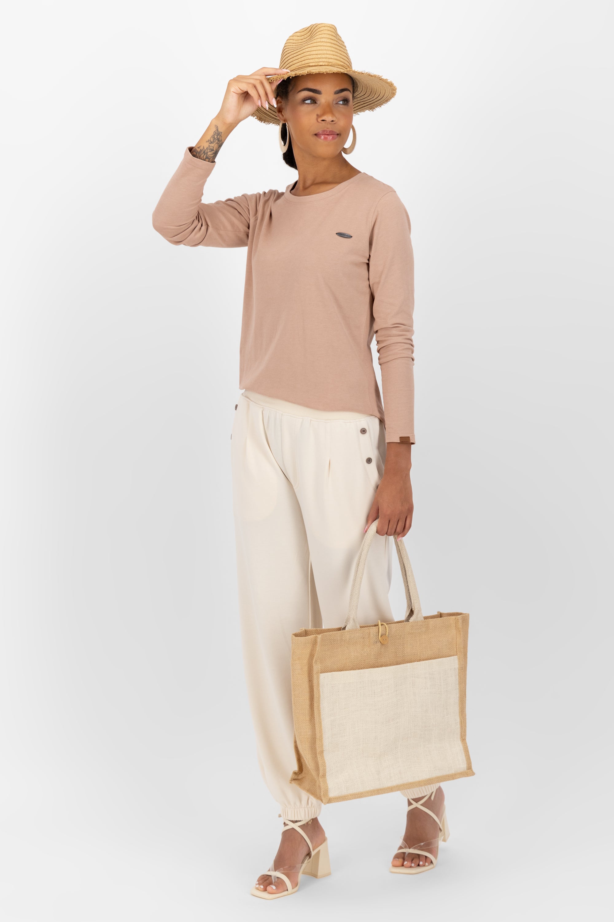 Sportlich feminin - Damen Longsleeve LeaAK A Beige
