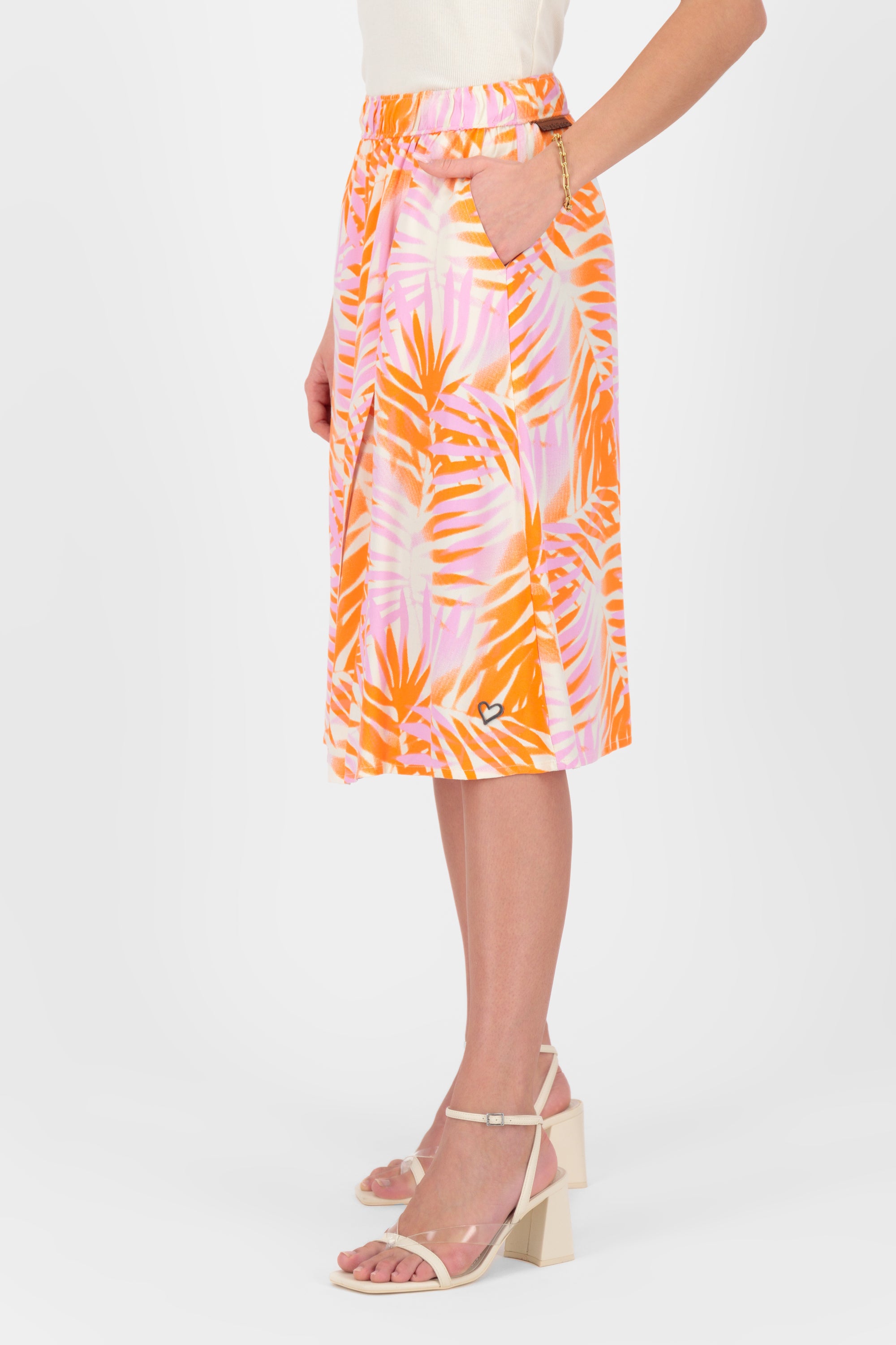 MelindaAK B Mid Skirt Beige
