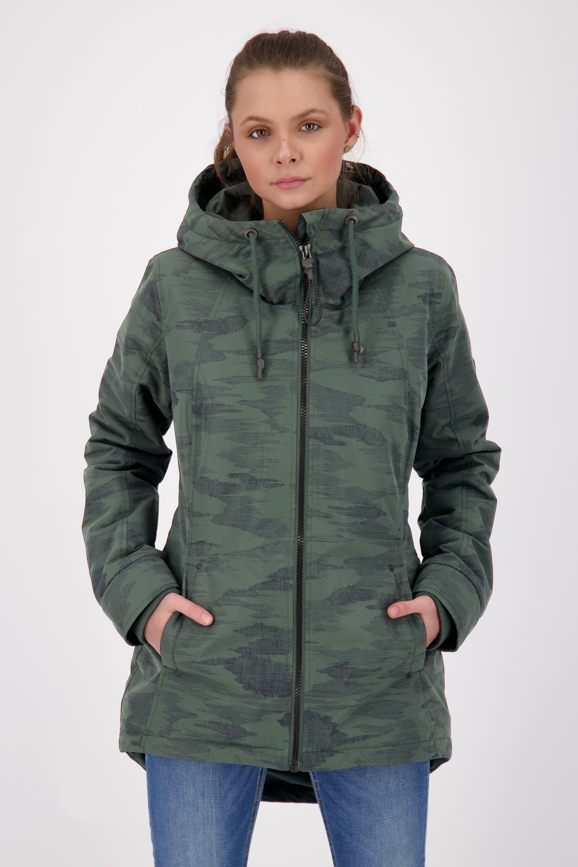 Damenjacke von Alife and Kickin - LilouAK B mit sportivem Design Dunkelgrün