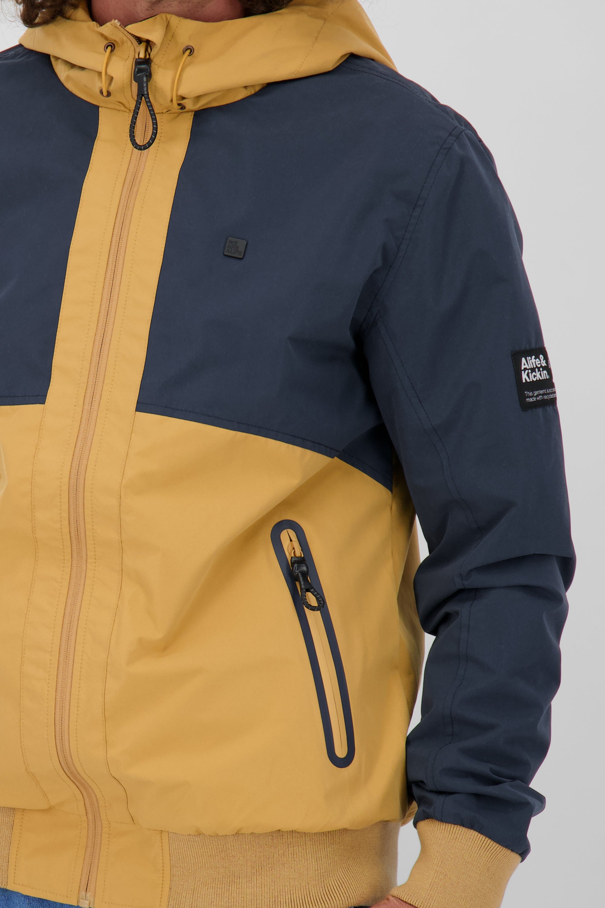 Leichte Herrenjacke DylanAK - sportlich und praktisch für die Übergangszeit Braun