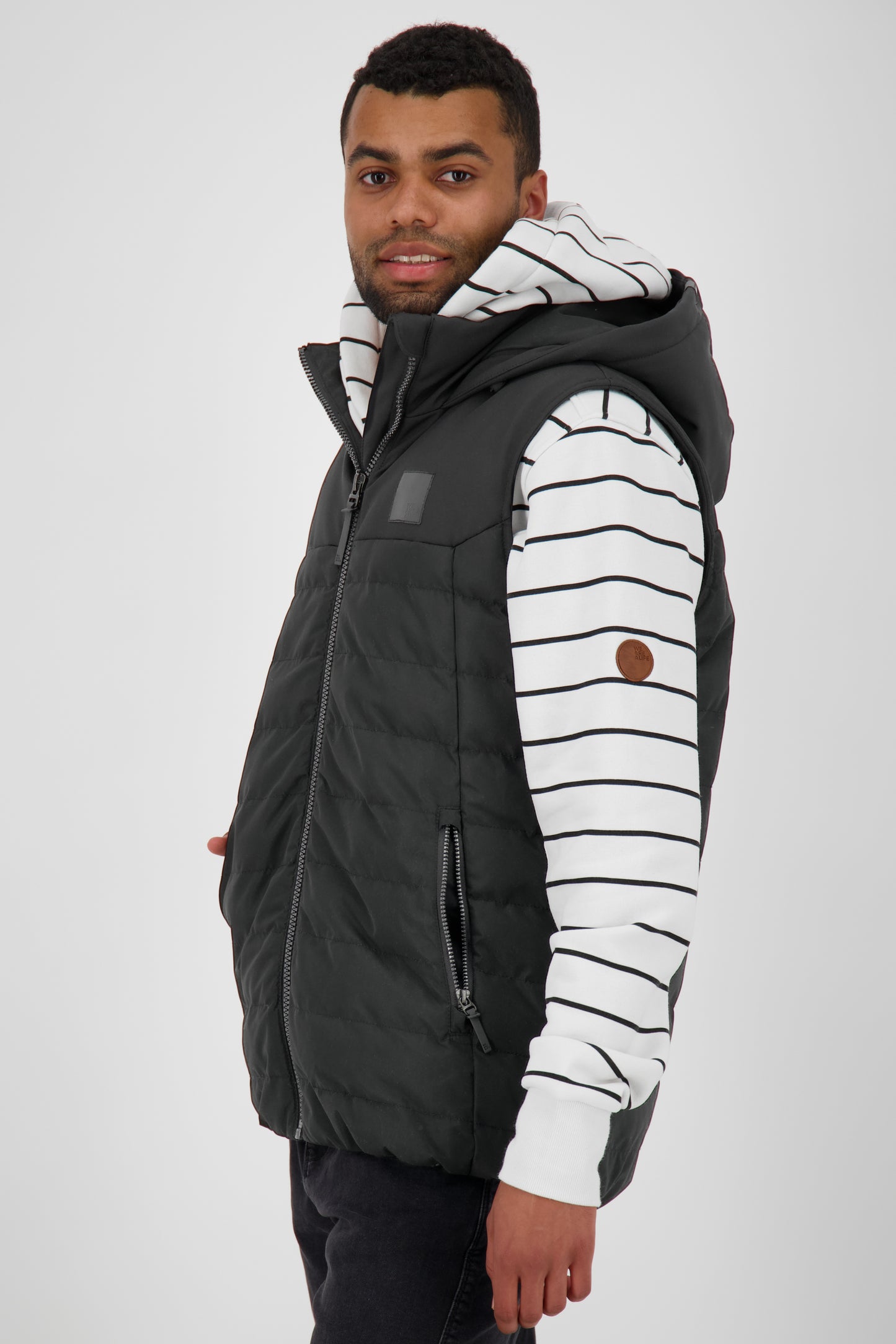 Herrenweste BlazeAK - Stylischer Allrounder von Alife and Kickin Schwarz