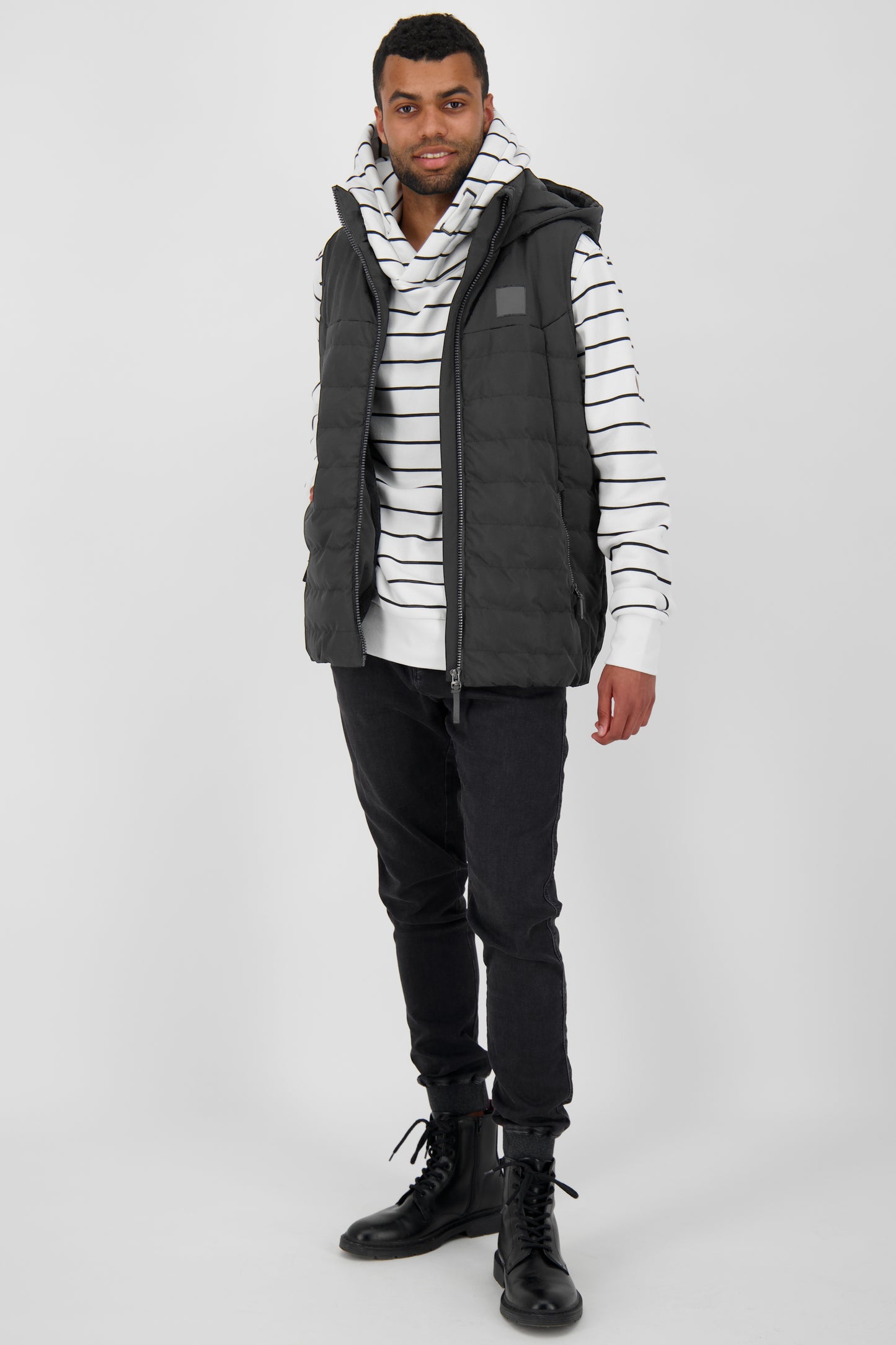 Herrenweste BlazeAK - Stylischer Allrounder von Alife and Kickin Schwarz