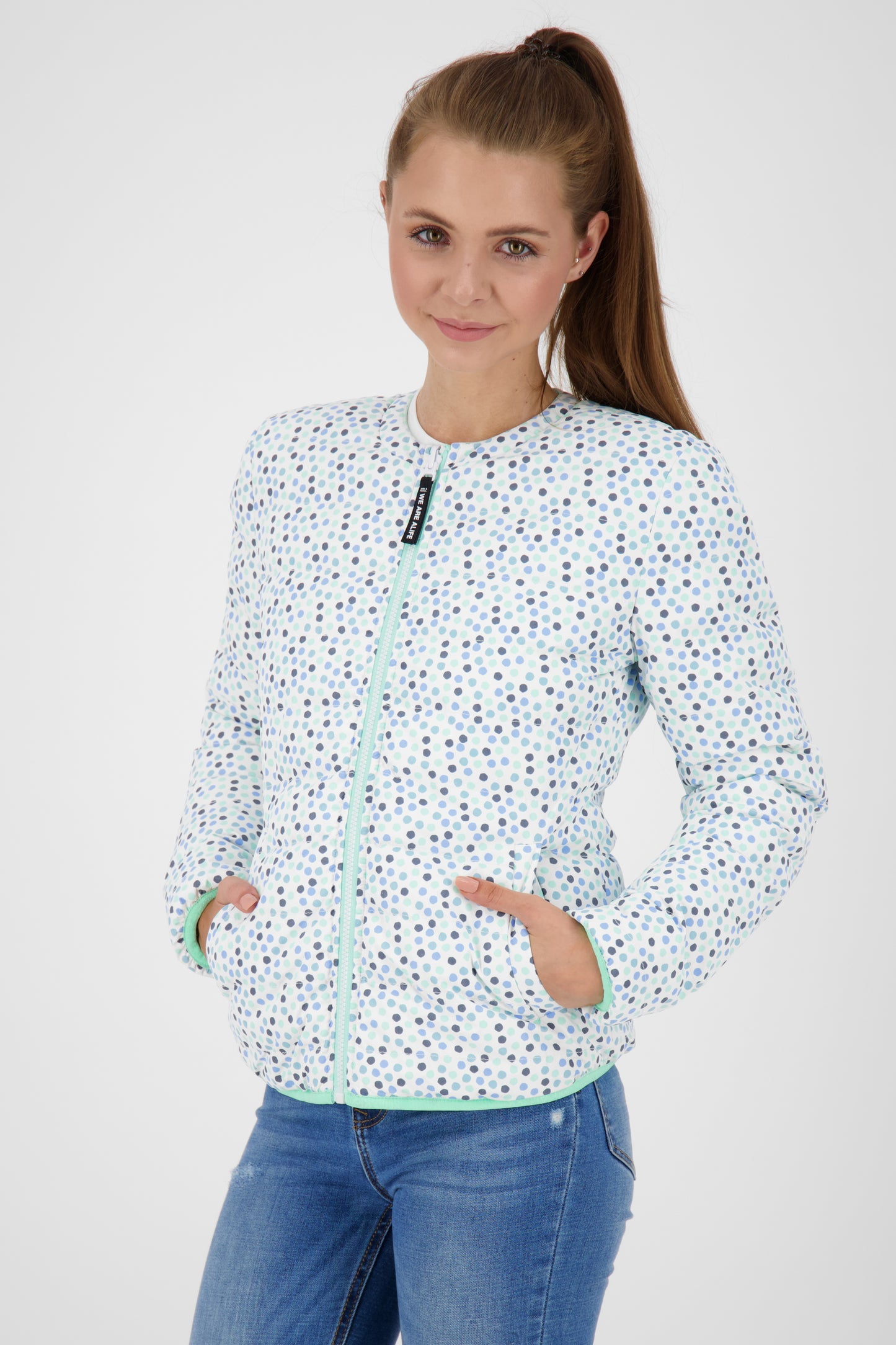 Beidseitig tragbare Damen Wendejacke - NovaAK von Alife and Kickin Hellgrün