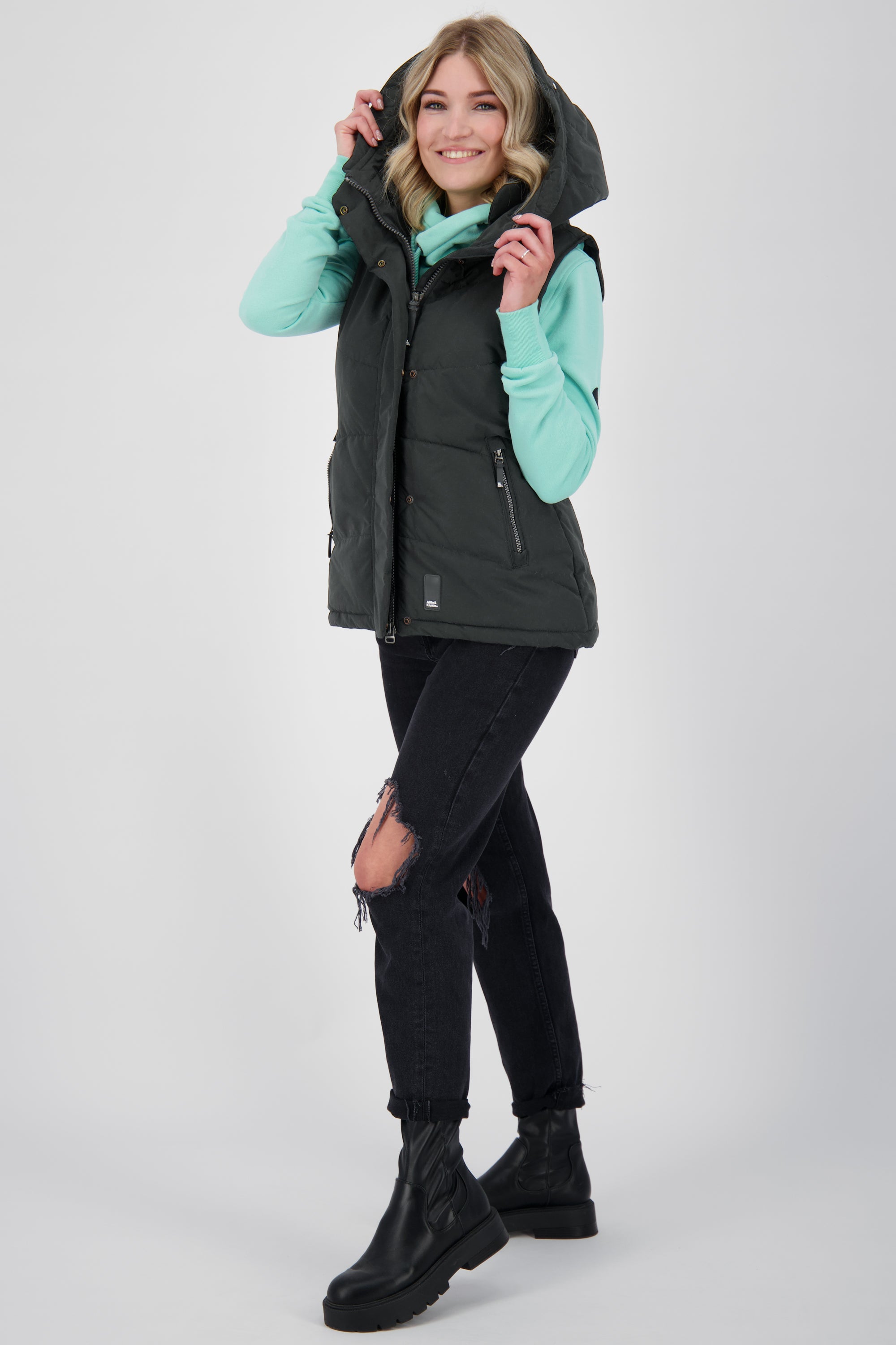 Sportive Steppweste für Damen - JunisAK von Alife and Kickin Schwarz