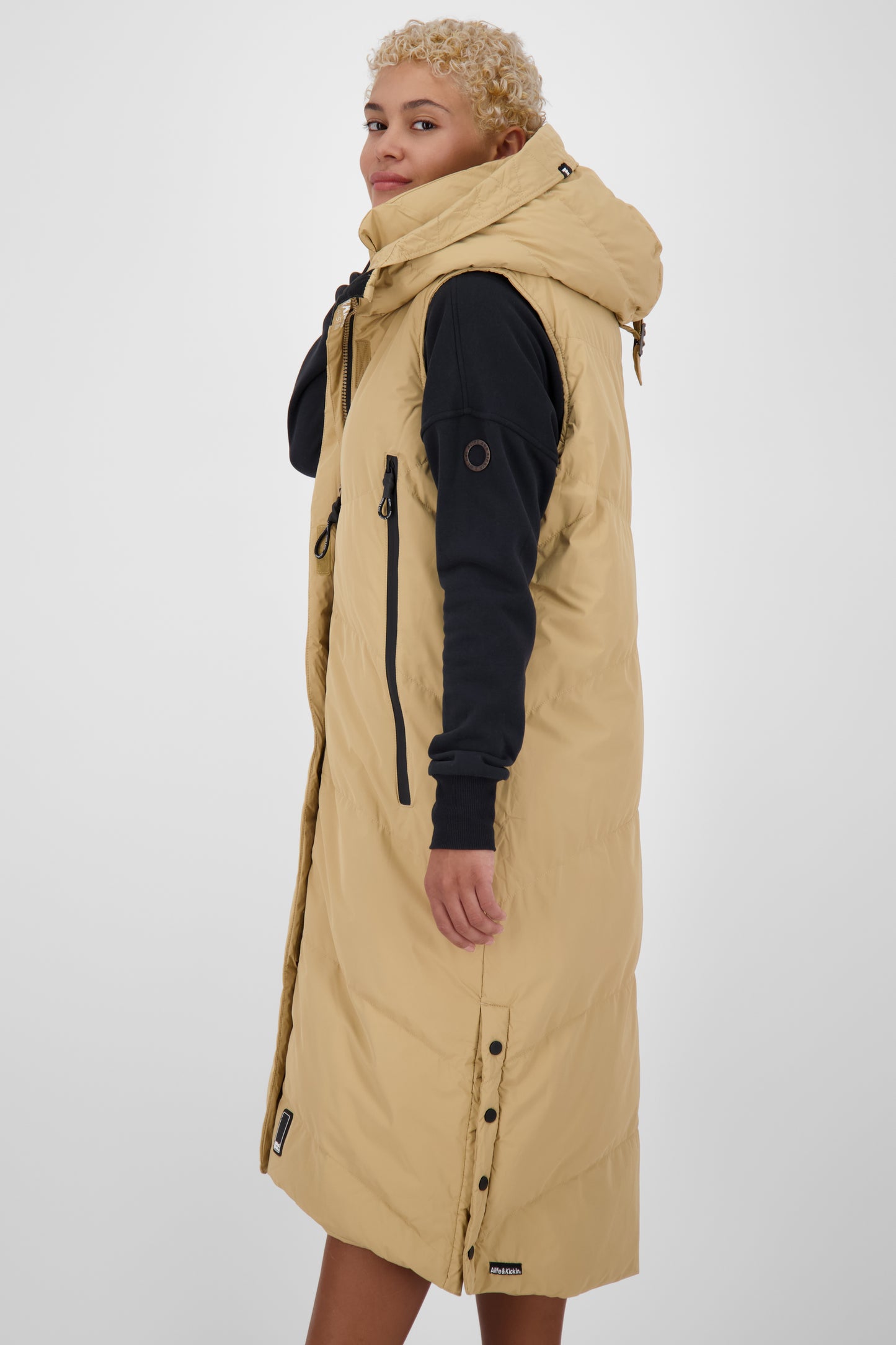 Alife and Kickin Damenweste - Praktisch, funktional und modisch Beige