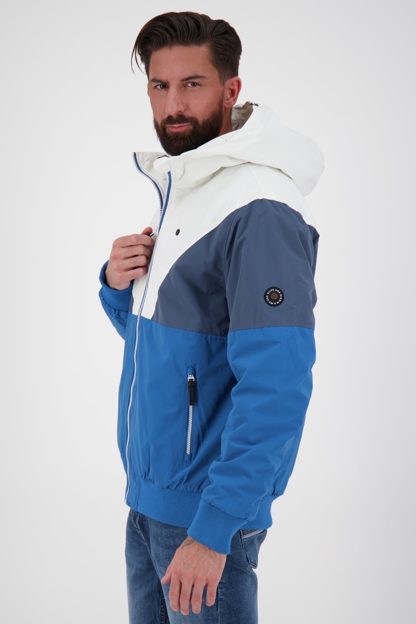Herrenjacke JackAK O - Perfekte Farbkombinationen für einen stilvollen Look Blau