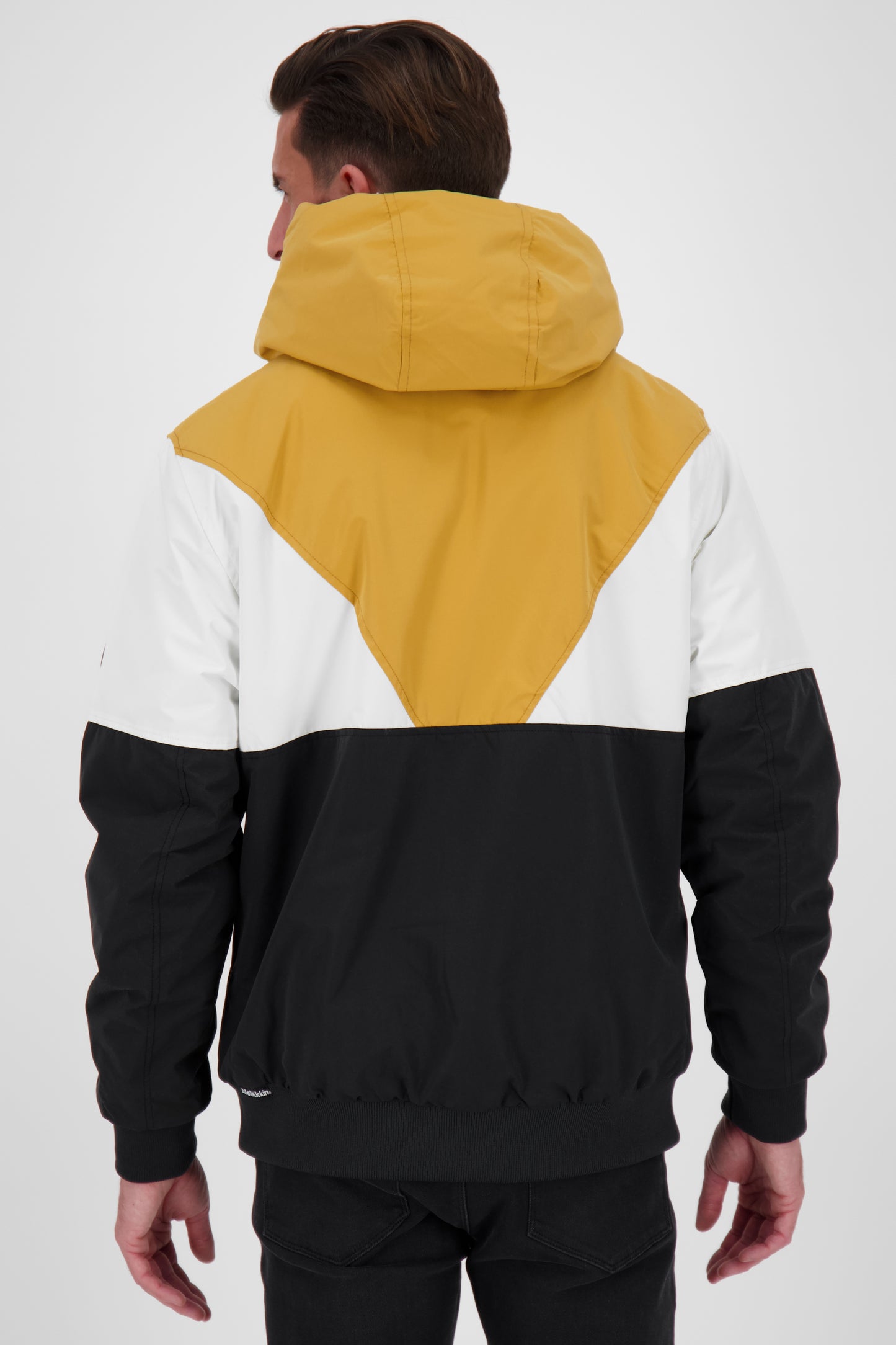 Herrenjacke JackAK O - Perfekte Farbkombinationen für einen stilvollen Look Schwarz