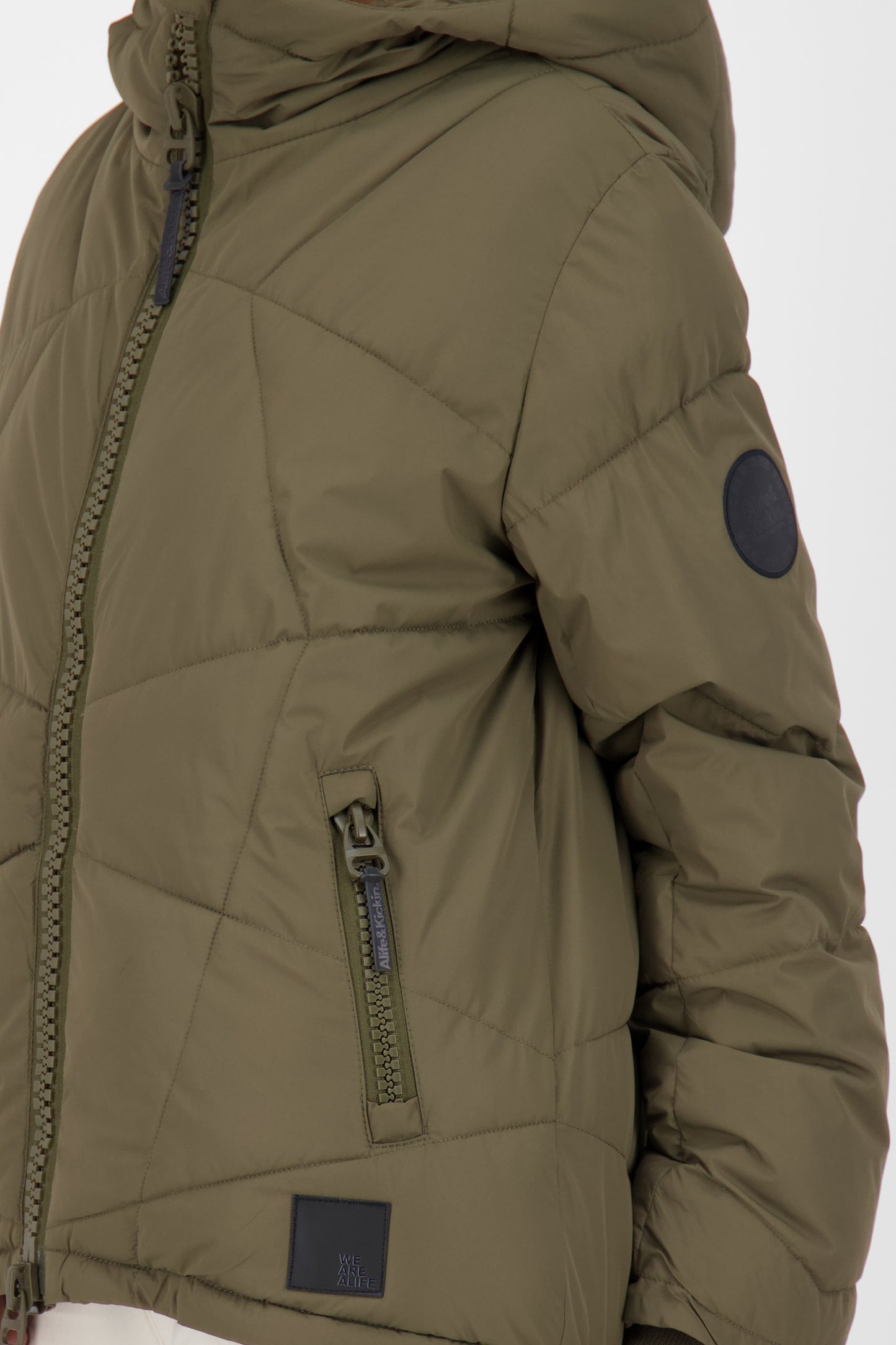 Wattierte Damenjacke KasandraAK A - Perfekt für den Winter und kühle Abende Dunkelgrün