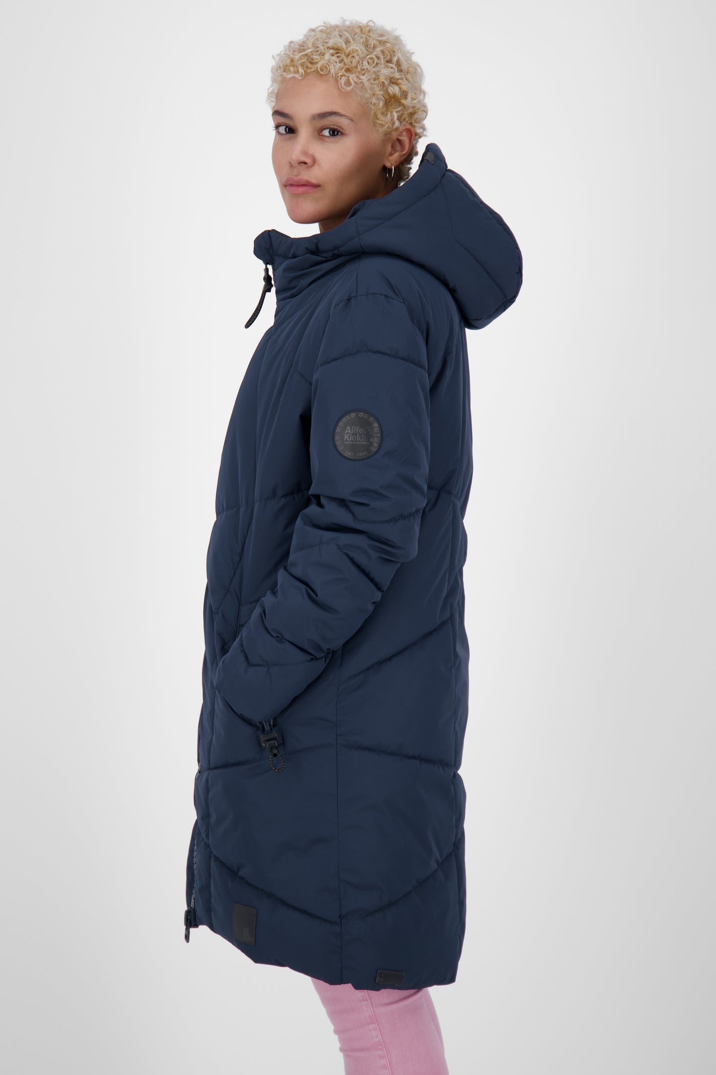 KasiaAK A - Moderne Steppjacke für Damen von Alife and Kickin Dunkelblau