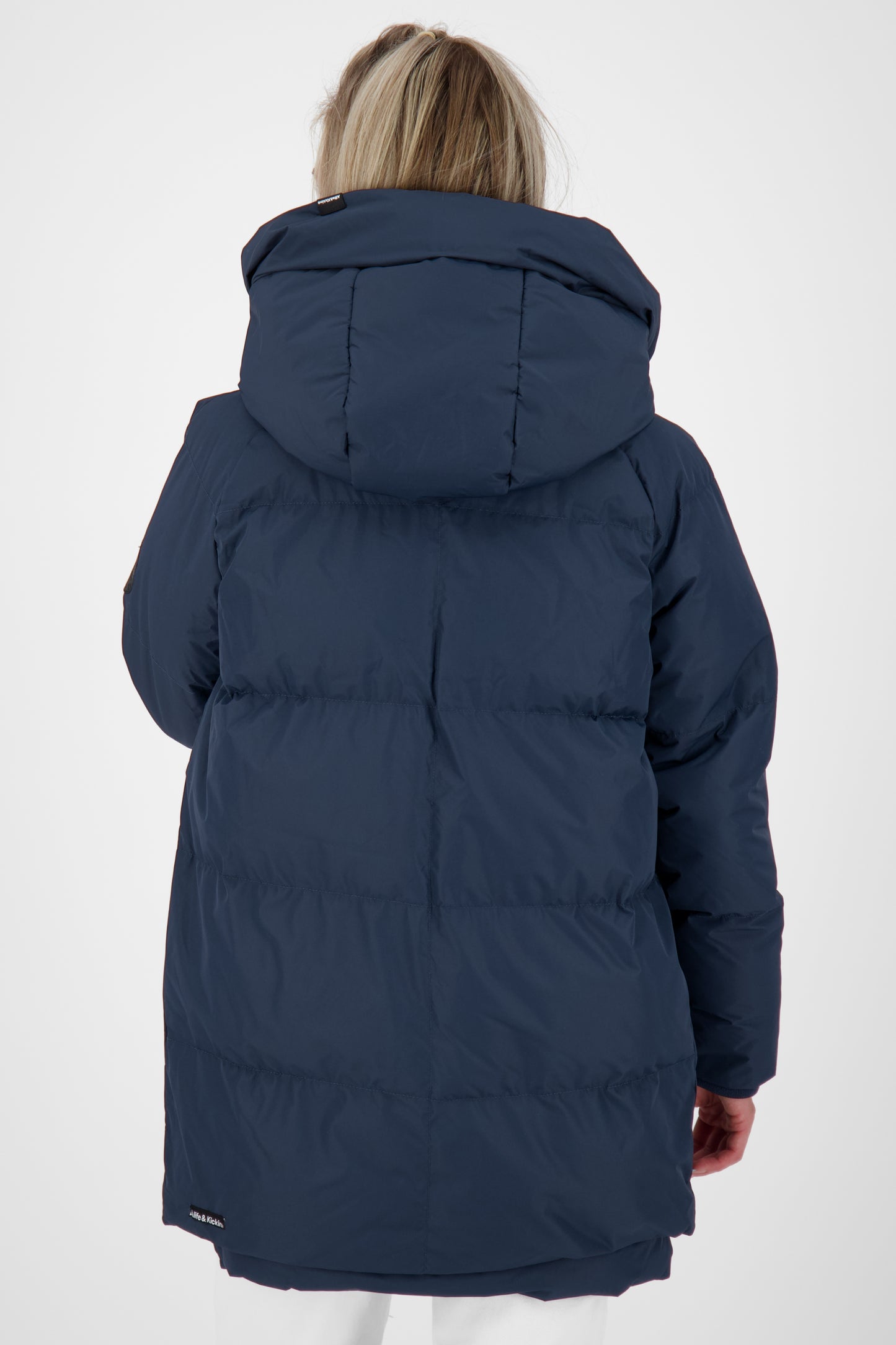 Winterjacke RachelAK A - Funktionalität trifft auf Fashion-Statement Dunkelblau