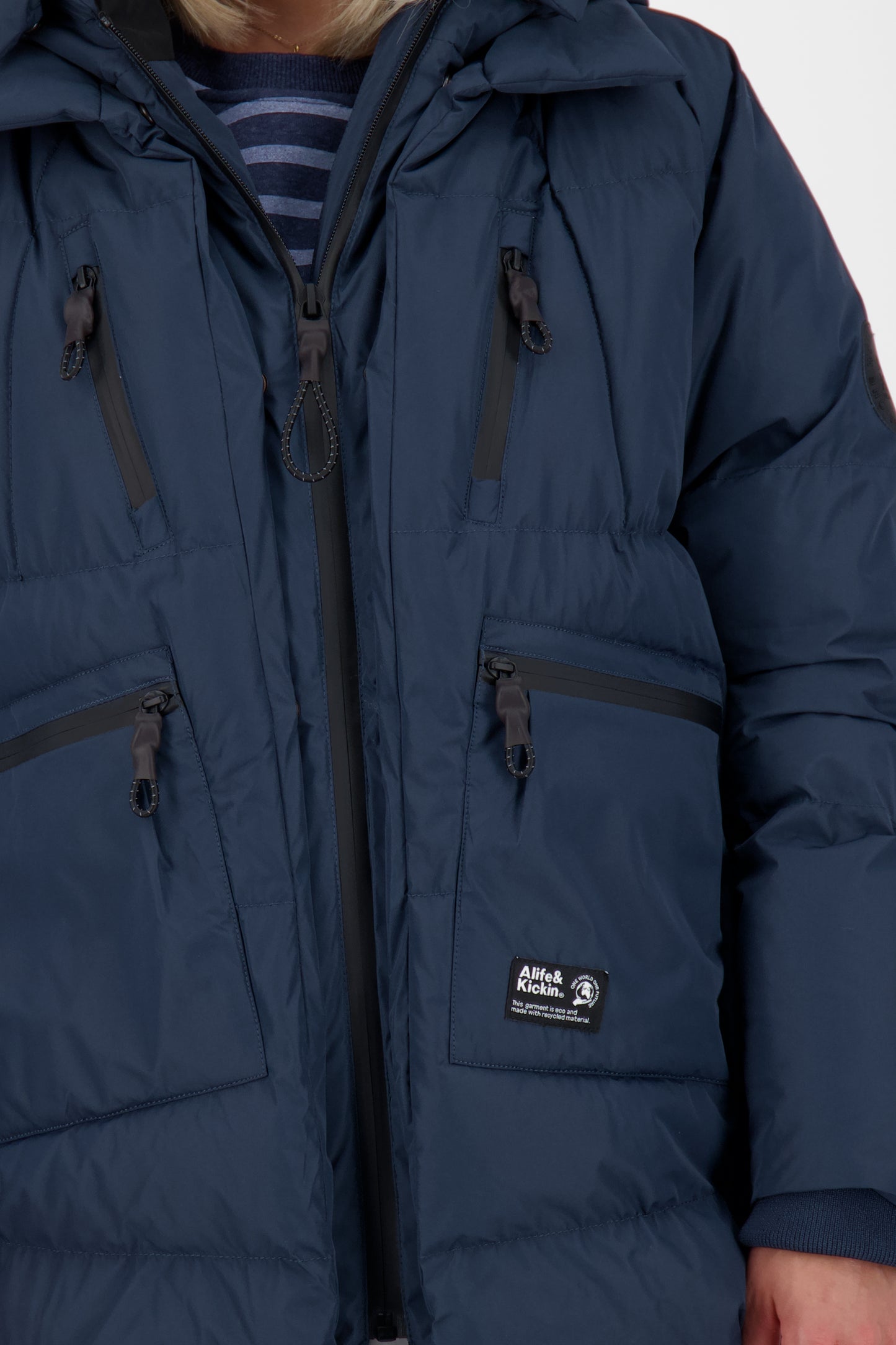 Winterjacke RachelAK A - Funktionalität trifft auf Fashion-Statement Dunkelblau