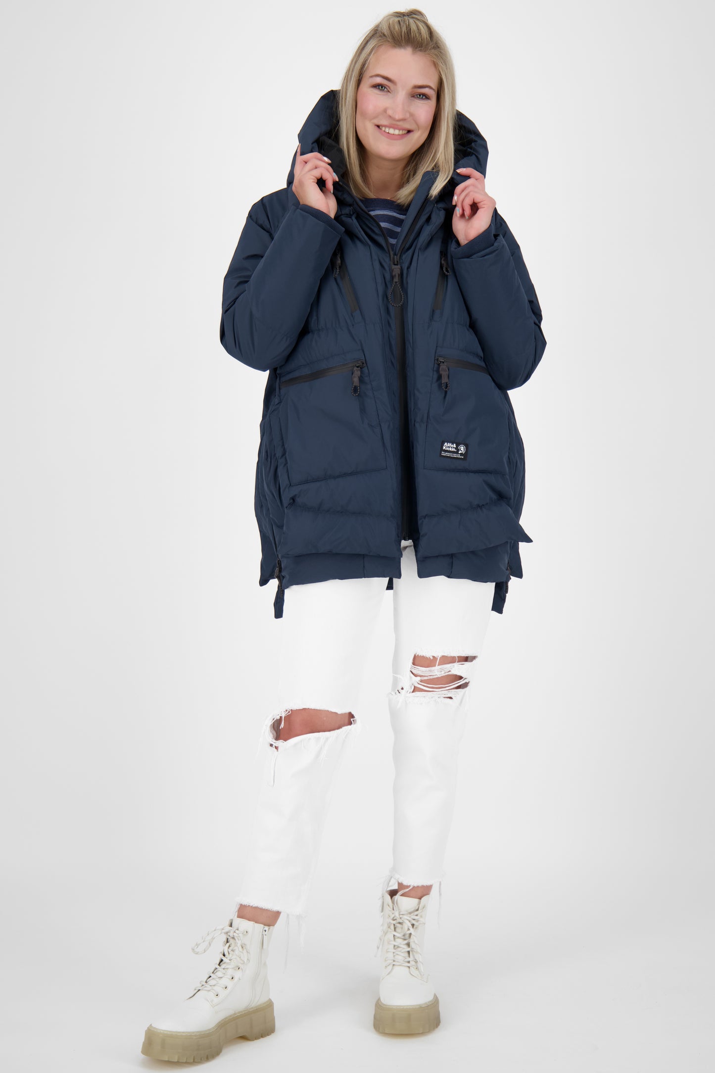 Winterjacke RachelAK A - Funktionalität trifft auf Fashion-Statement Dunkelblau