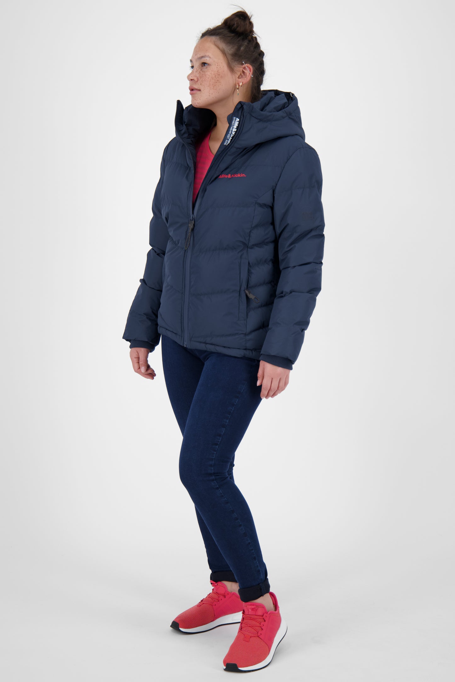 Trendige Steppjacke Damen RaianaAK A - der ideale Begleiter Dunkelblau
