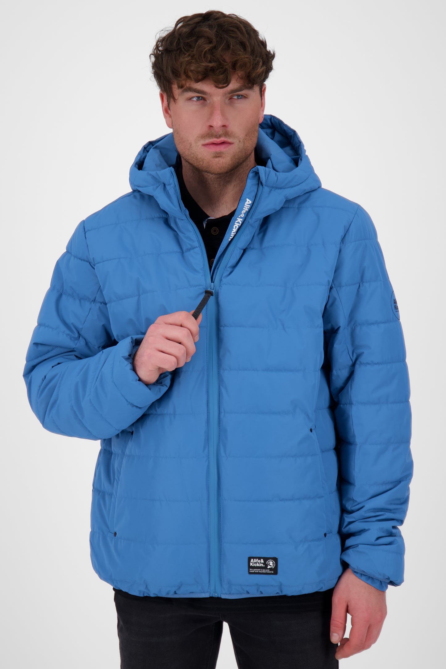 Sportliche Herrenjacke Mr WhiteAK B - zuverlässiger Schutz bei Wind und Wetter Blau