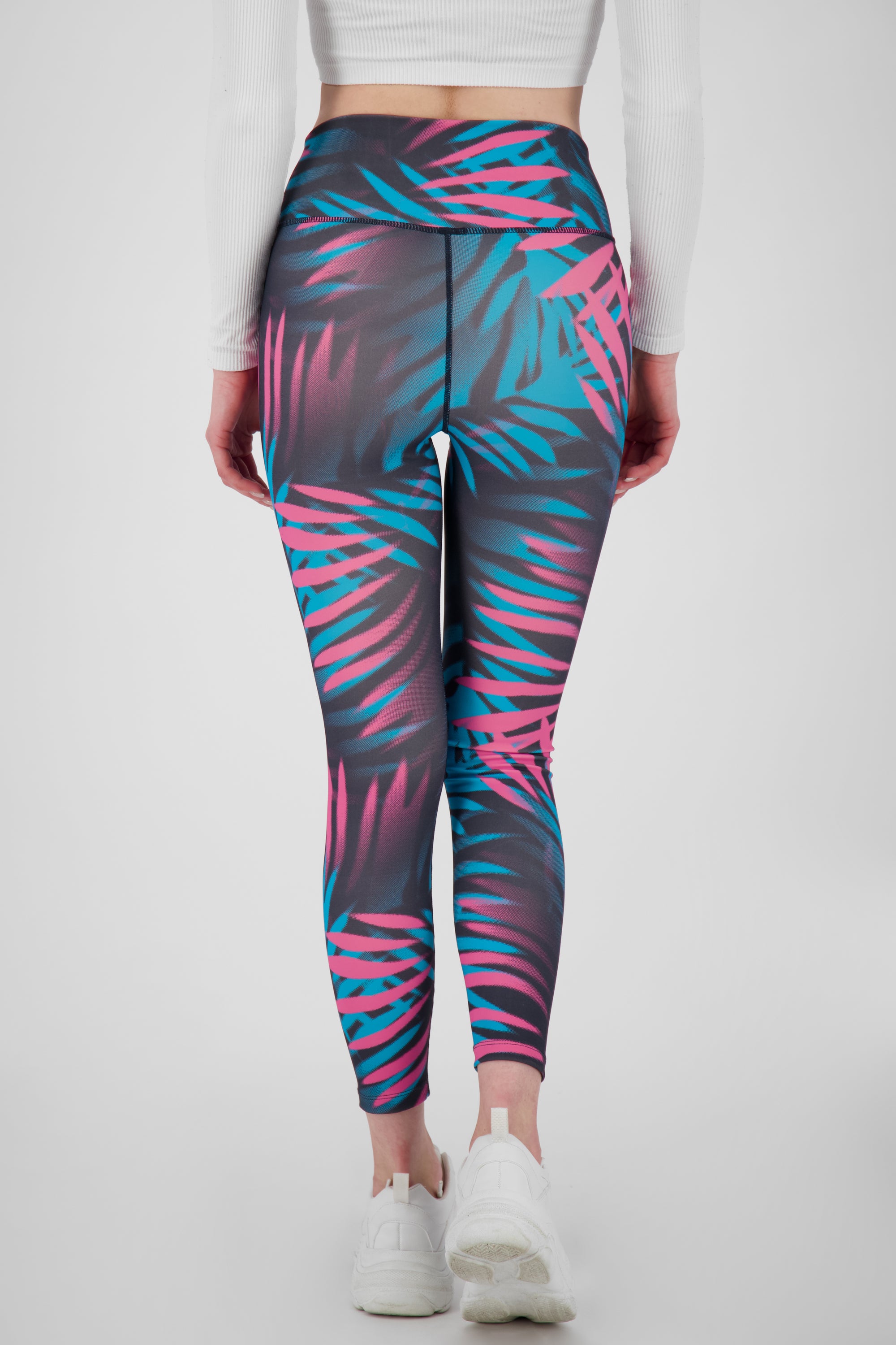 Alloverprint und sportliche Details: Die AriaAK Leggings für aktive Frauen Dunkelblau