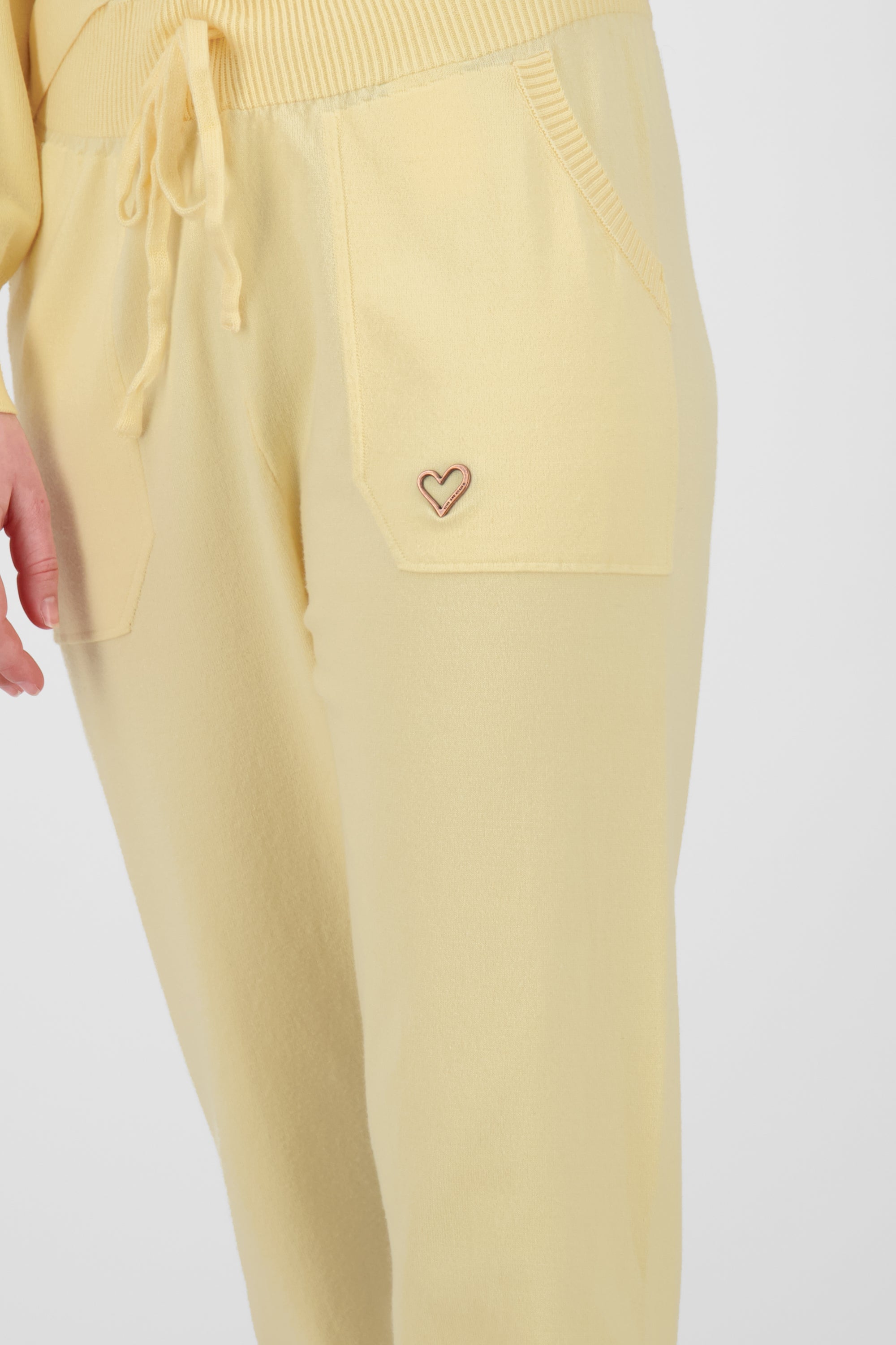 Damen Strickhose WilmaAK A: Komfortabler Alltagsbegleiter Gelb