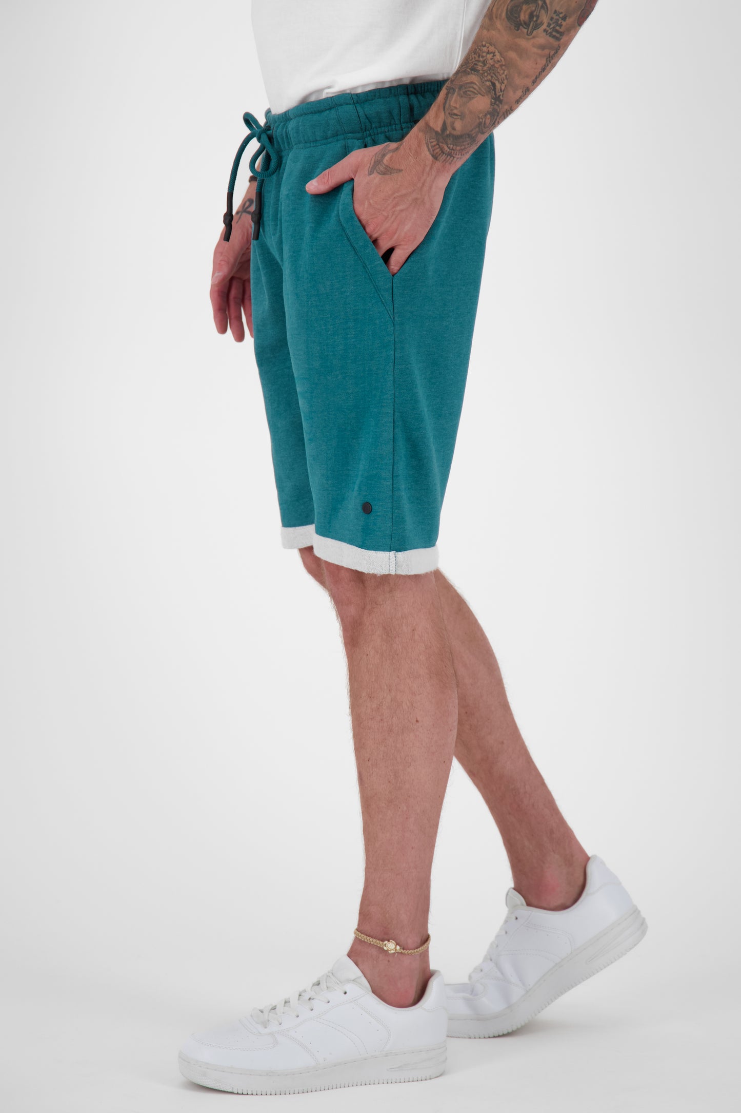 JumperAK A Herrenshorts - bequemer und stylischer Look für Herren Dunkelgrün