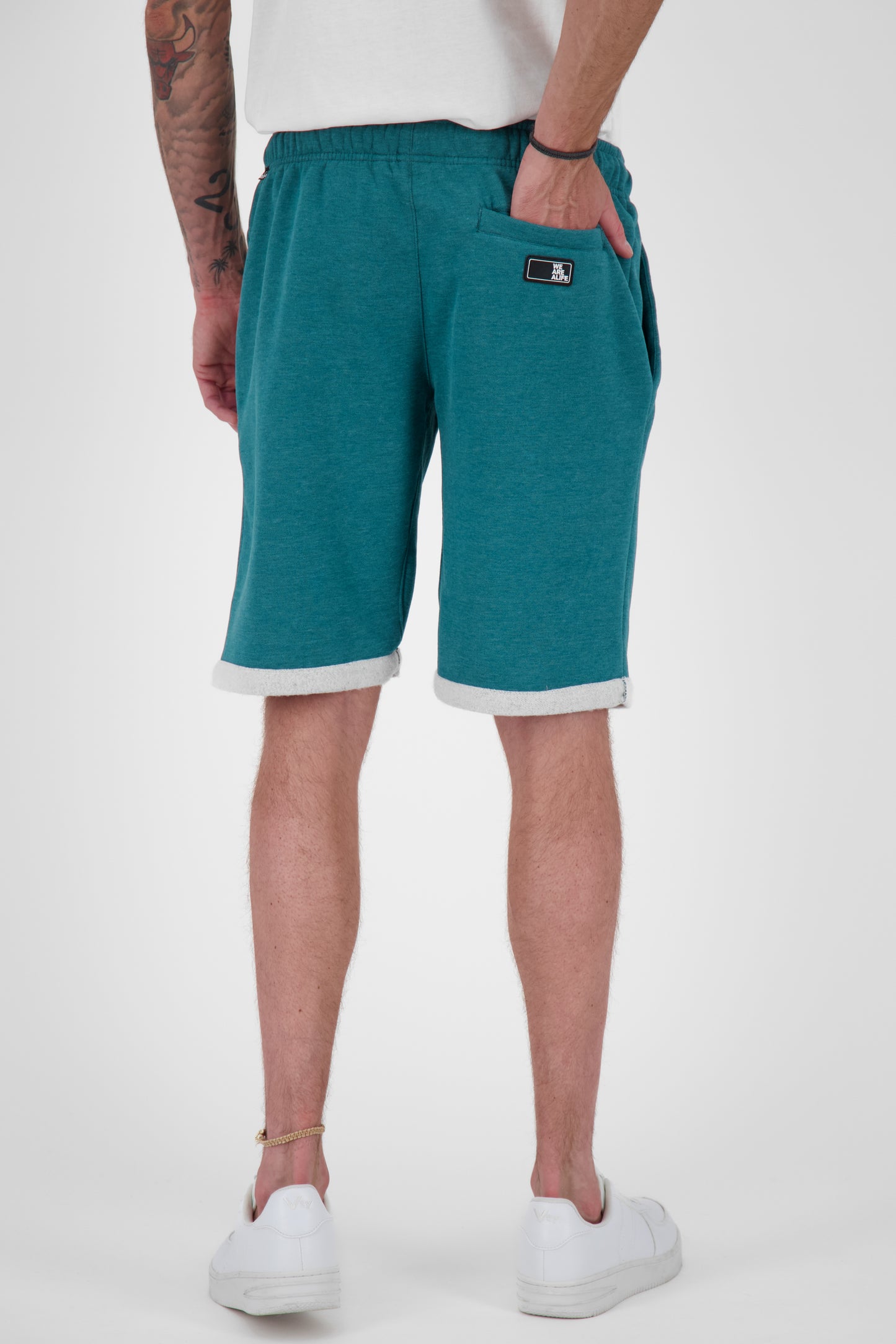 JumperAK A Herrenshorts - bequemer und stylischer Look für Herren Dunkelgrün