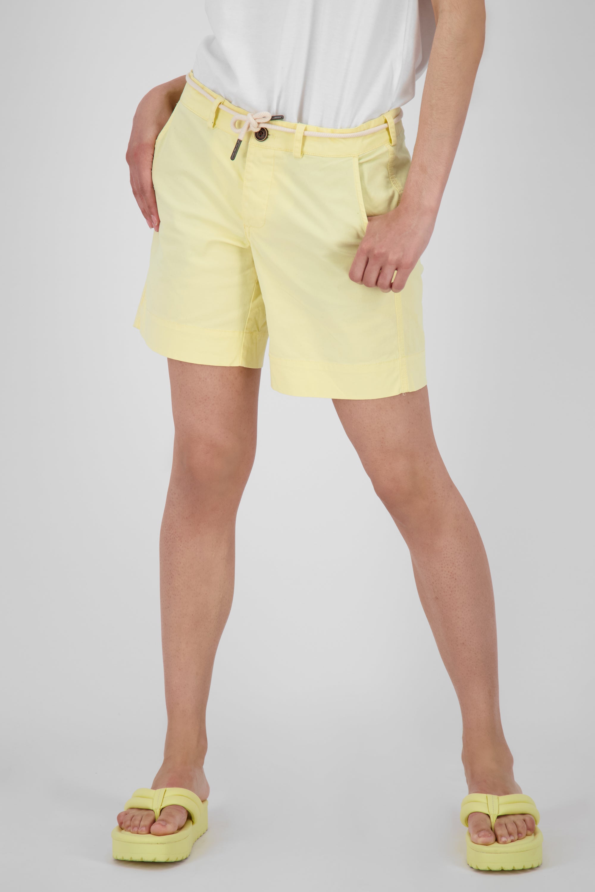 Damen-Shorts JuleAK Long für den perfekten Sommer-Look Gelb